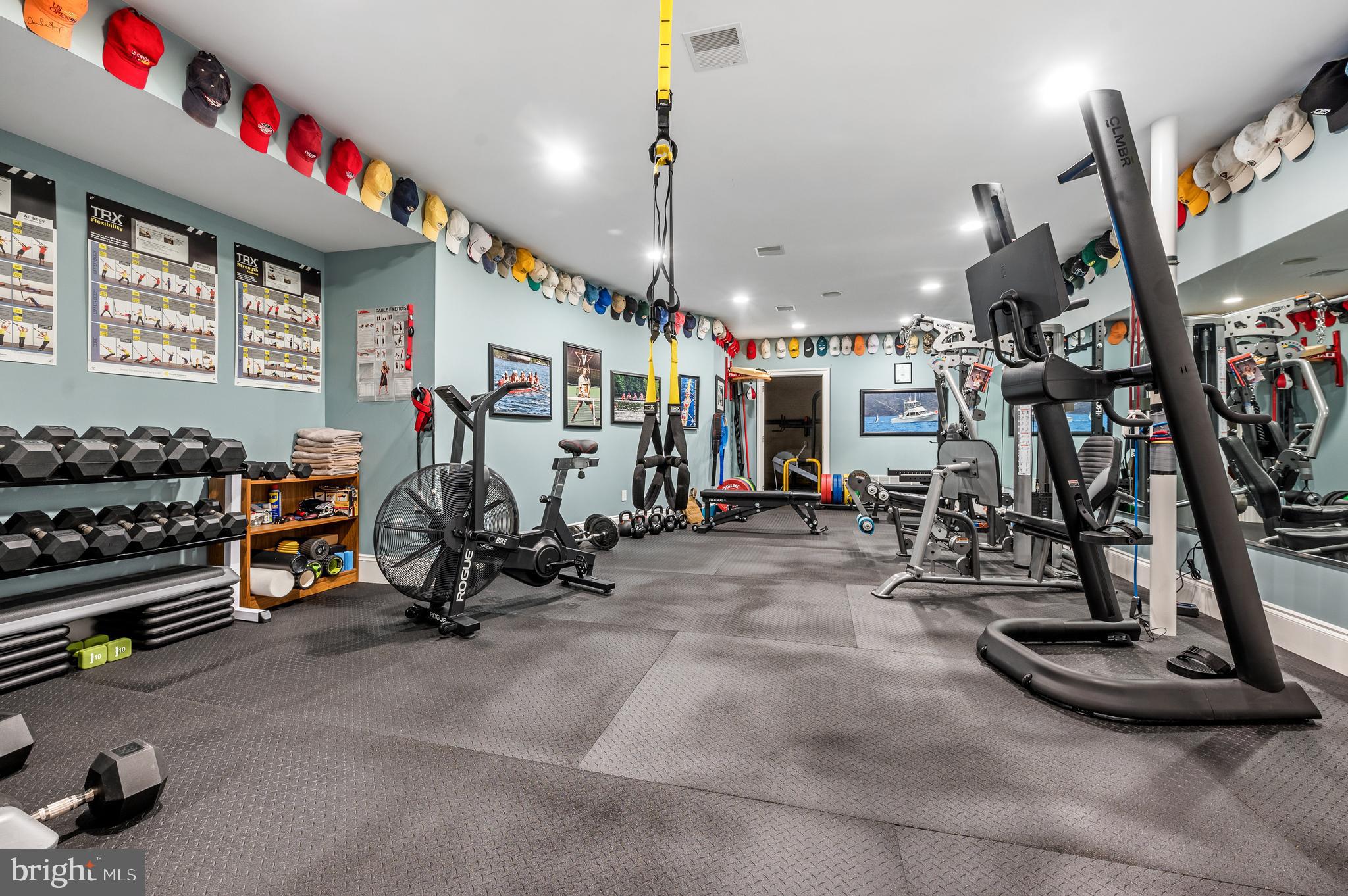 RADNOR HUNT - Residential