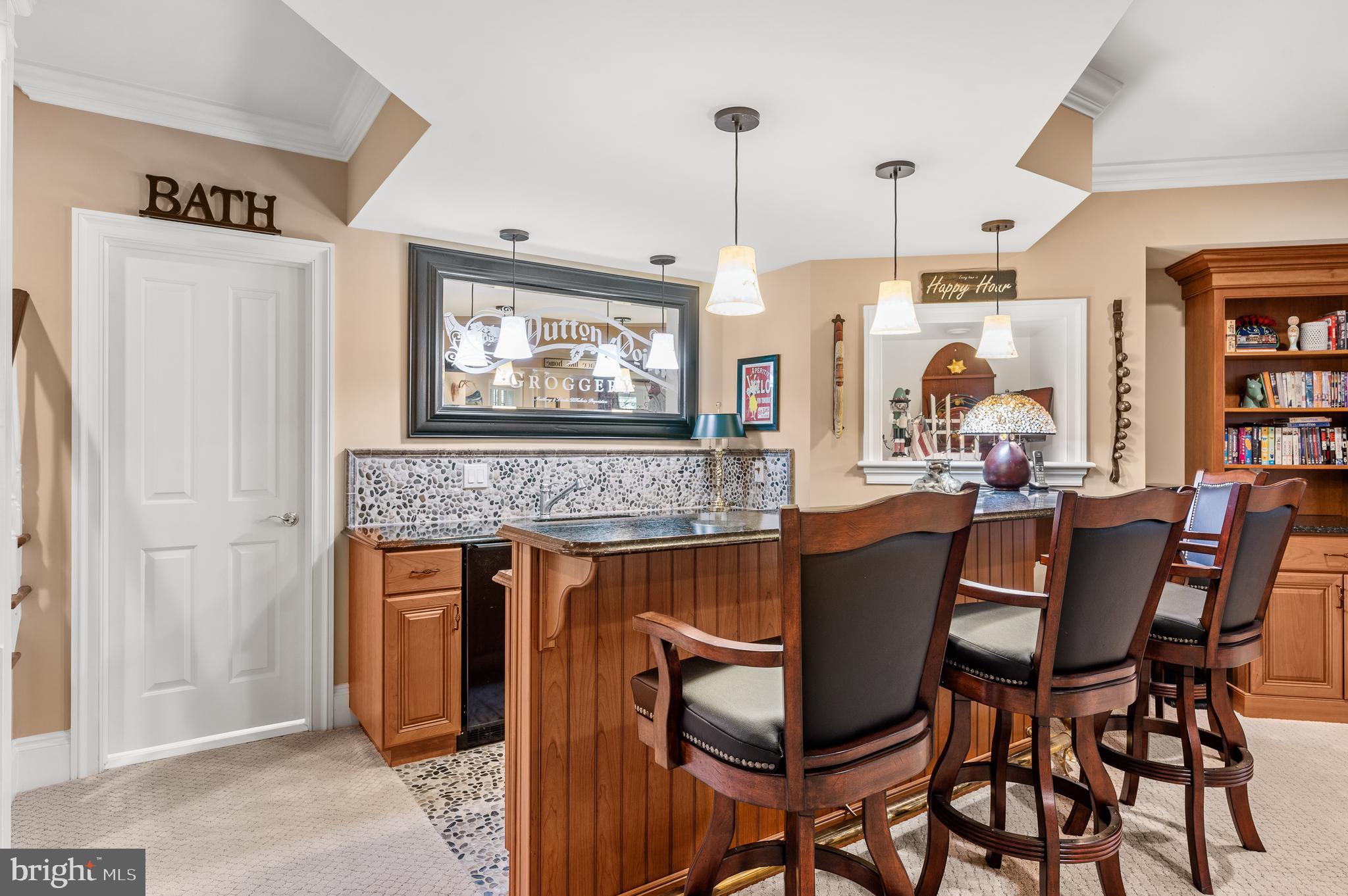 RADNOR HUNT - Residential