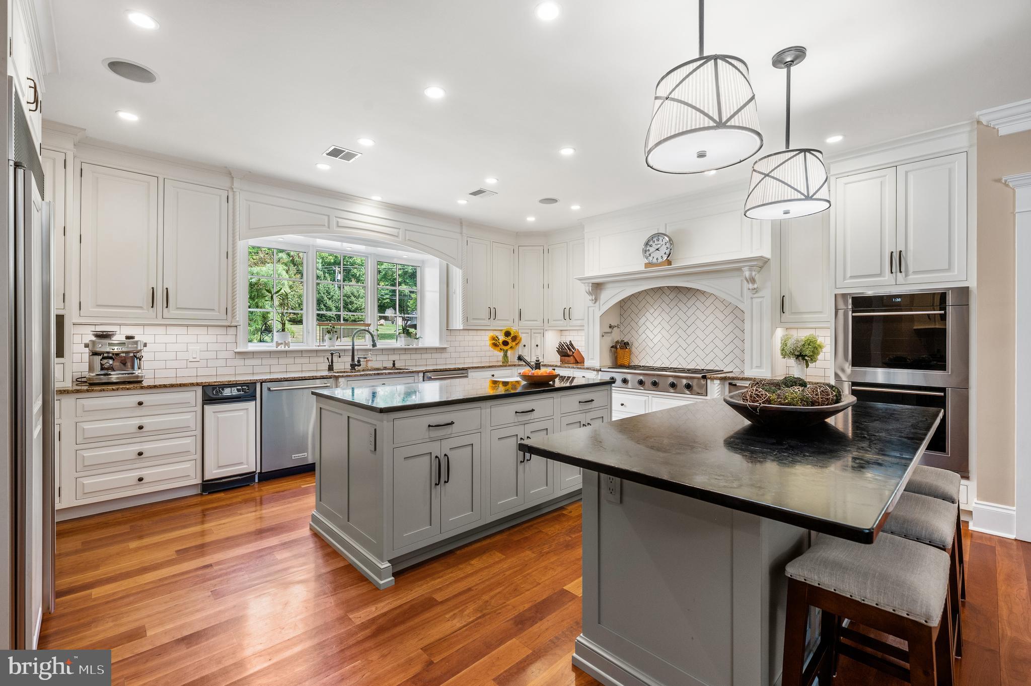 RADNOR HUNT - Residential