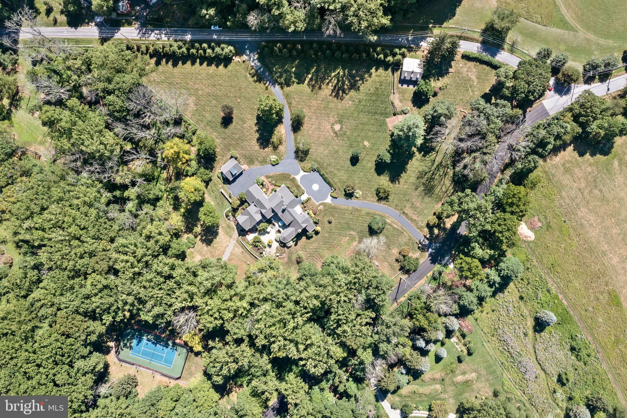 RADNOR HUNT - Residential