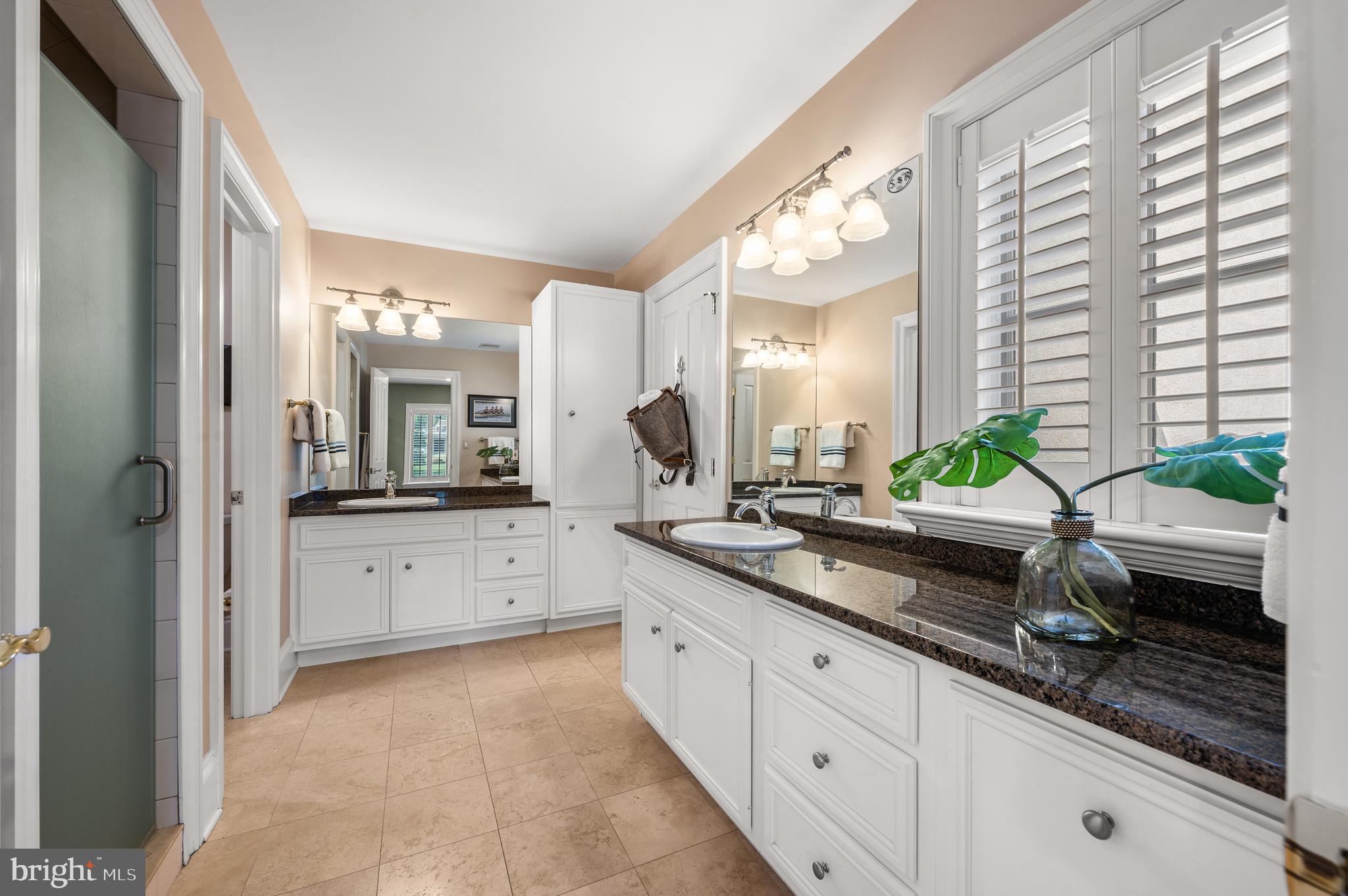 RADNOR HUNT - Residential