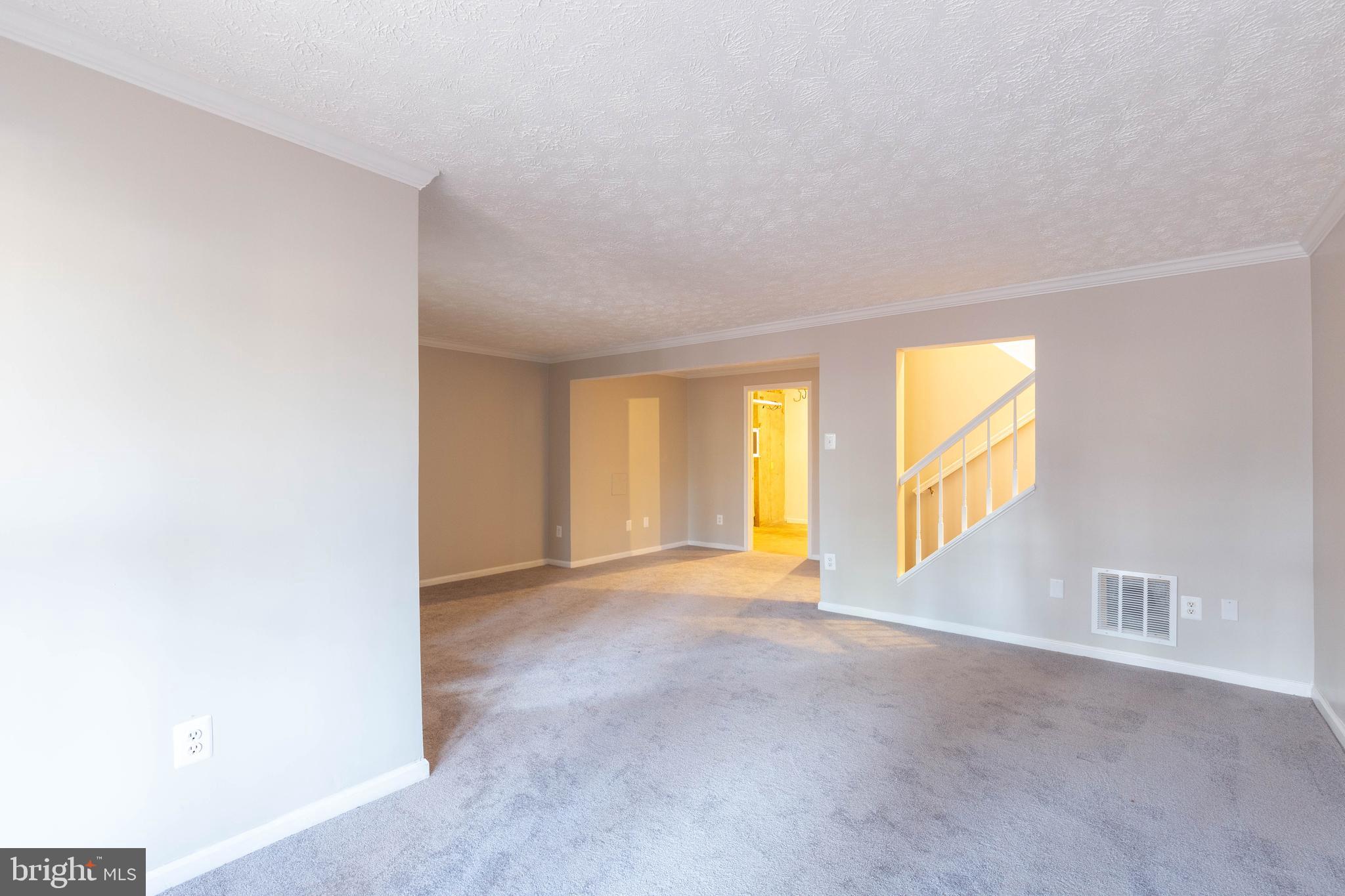 LITTLE ROCKY RUN - Residential Lease