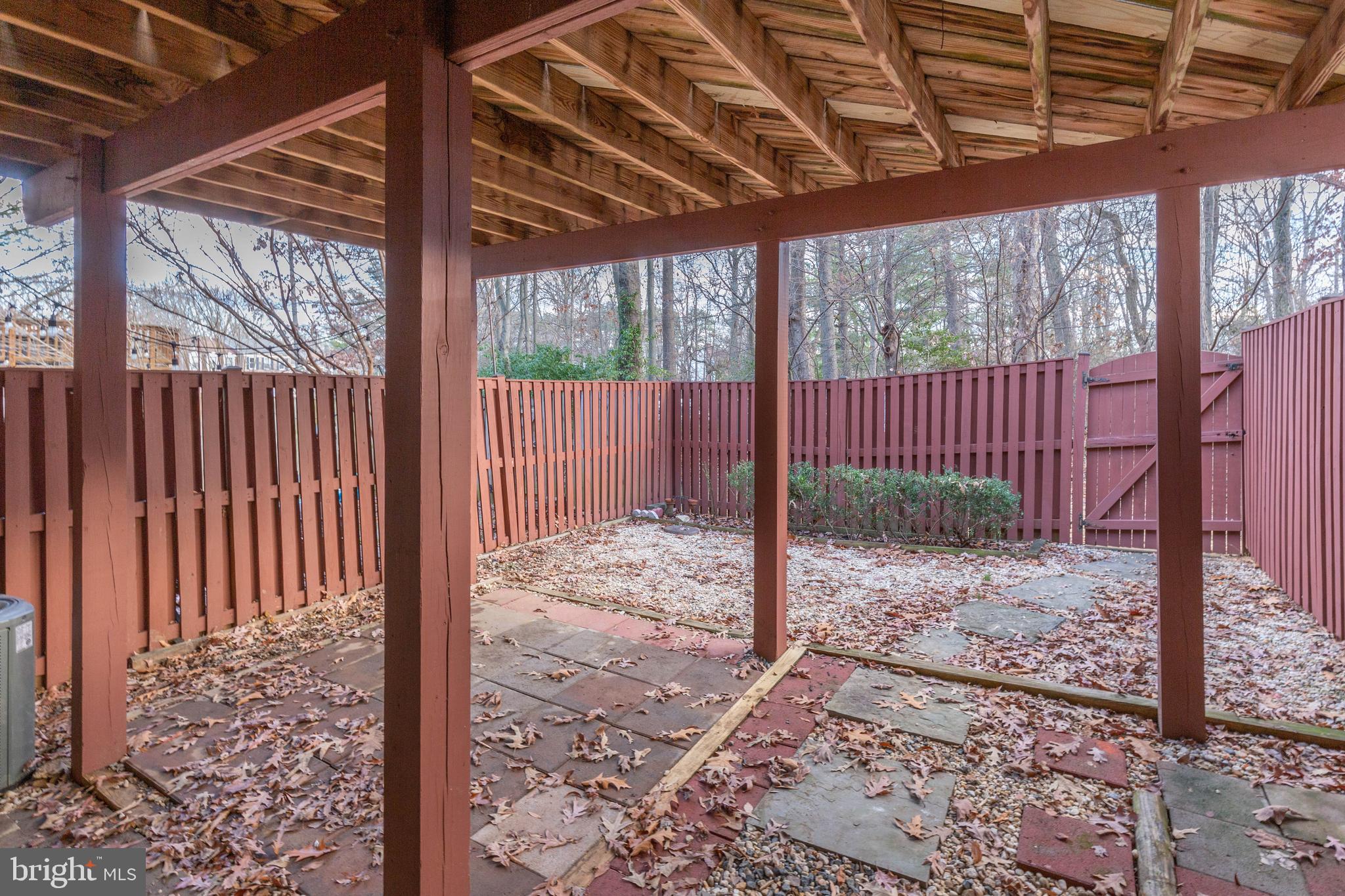 LITTLE ROCKY RUN - Residential Lease