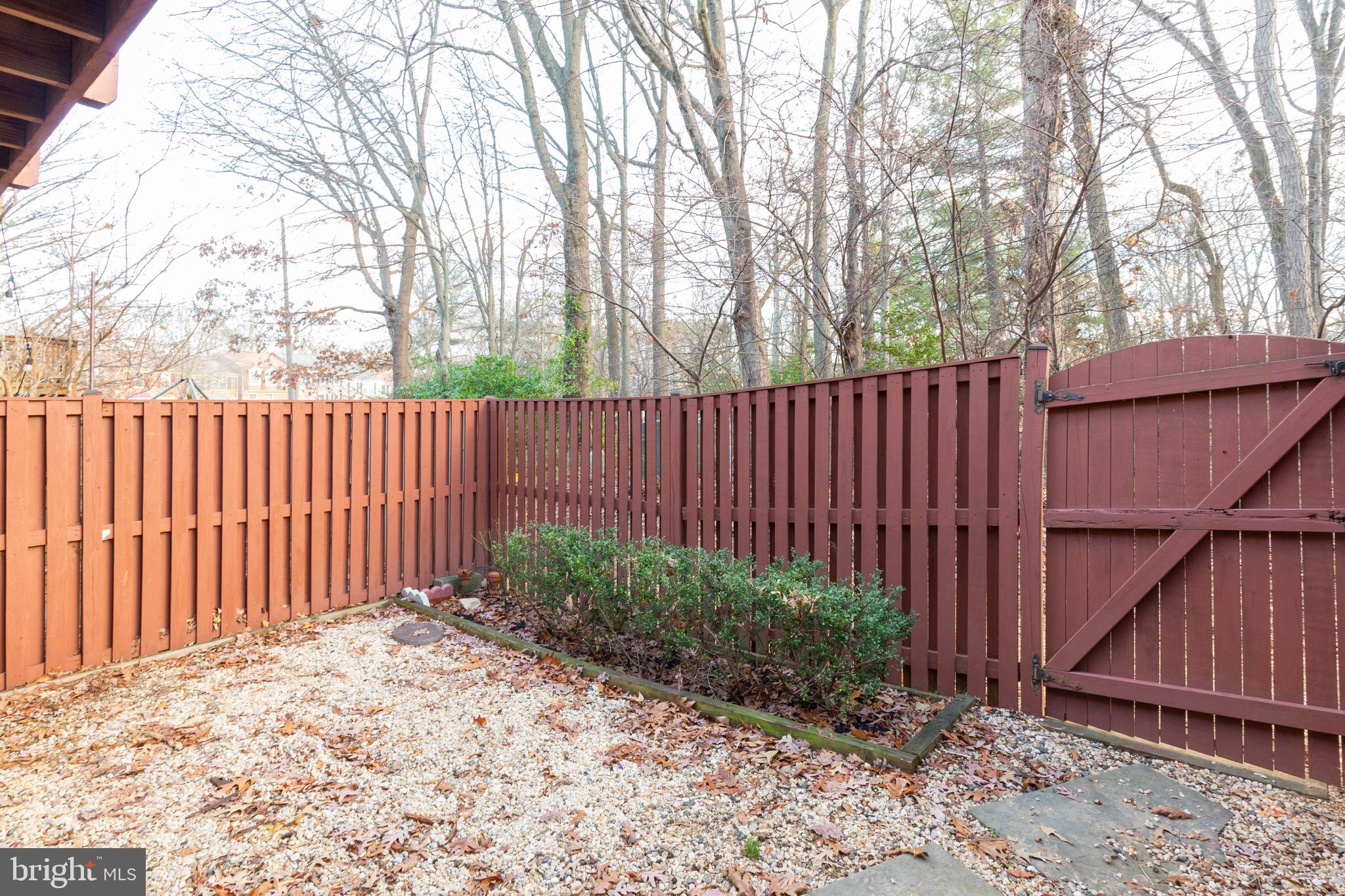 LITTLE ROCKY RUN - Residential Lease