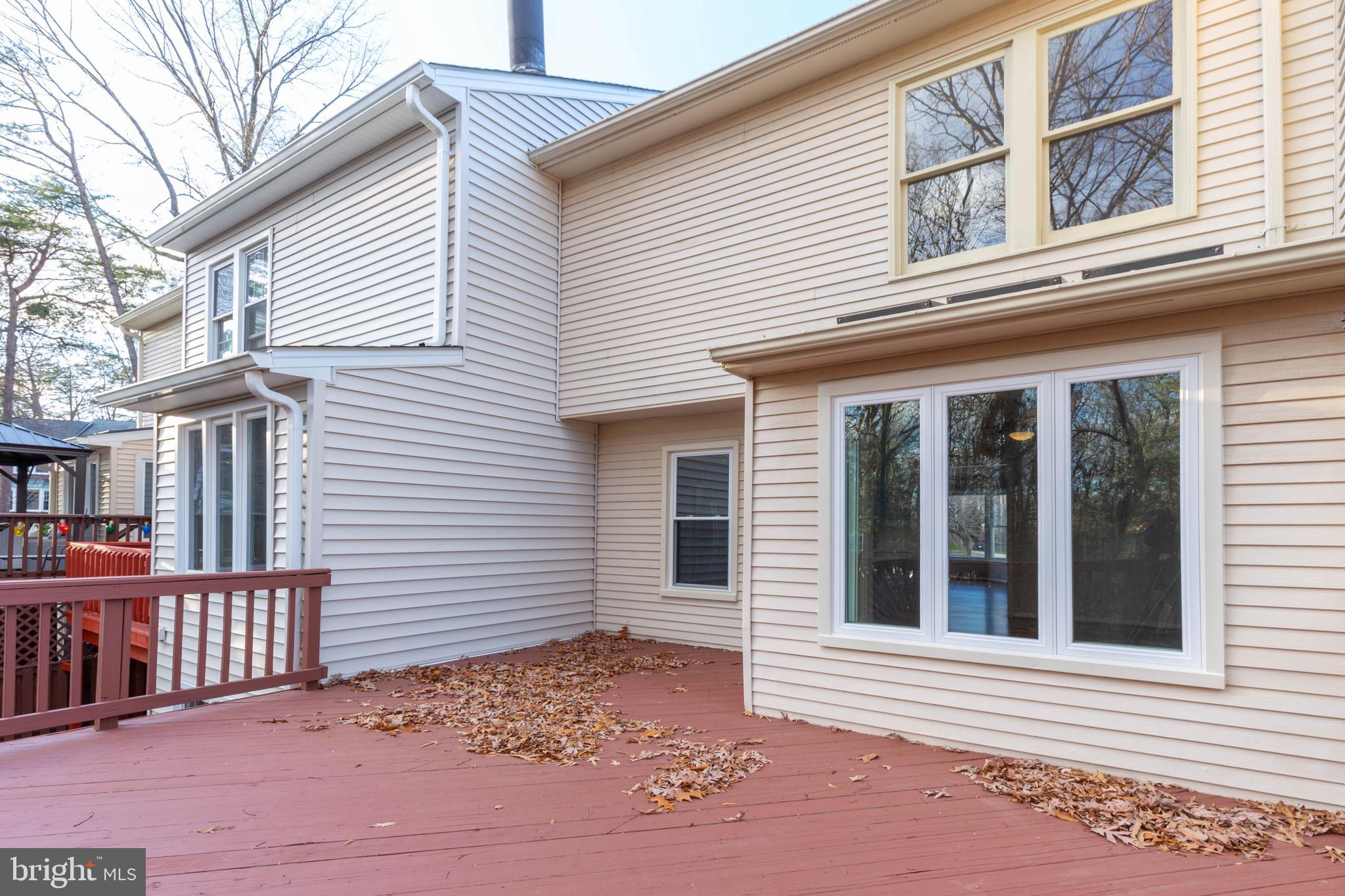 LITTLE ROCKY RUN - Residential Lease