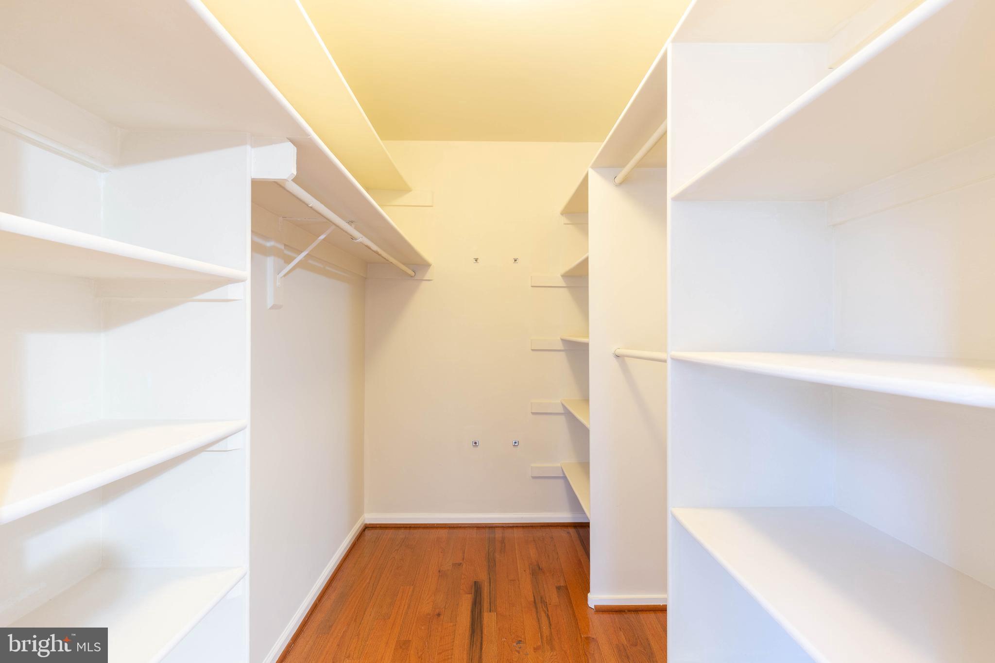 LITTLE ROCKY RUN - Residential Lease