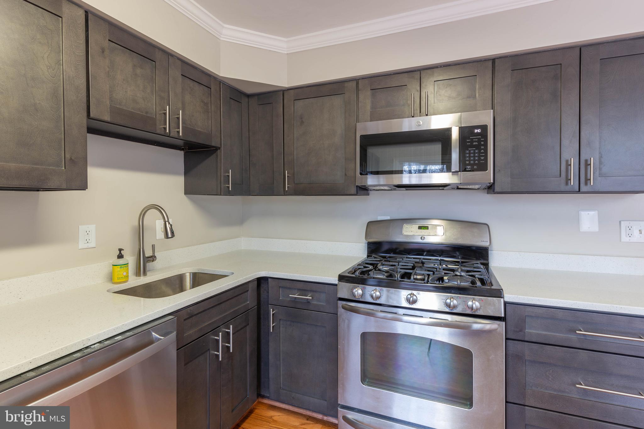 LITTLE ROCKY RUN - Residential Lease