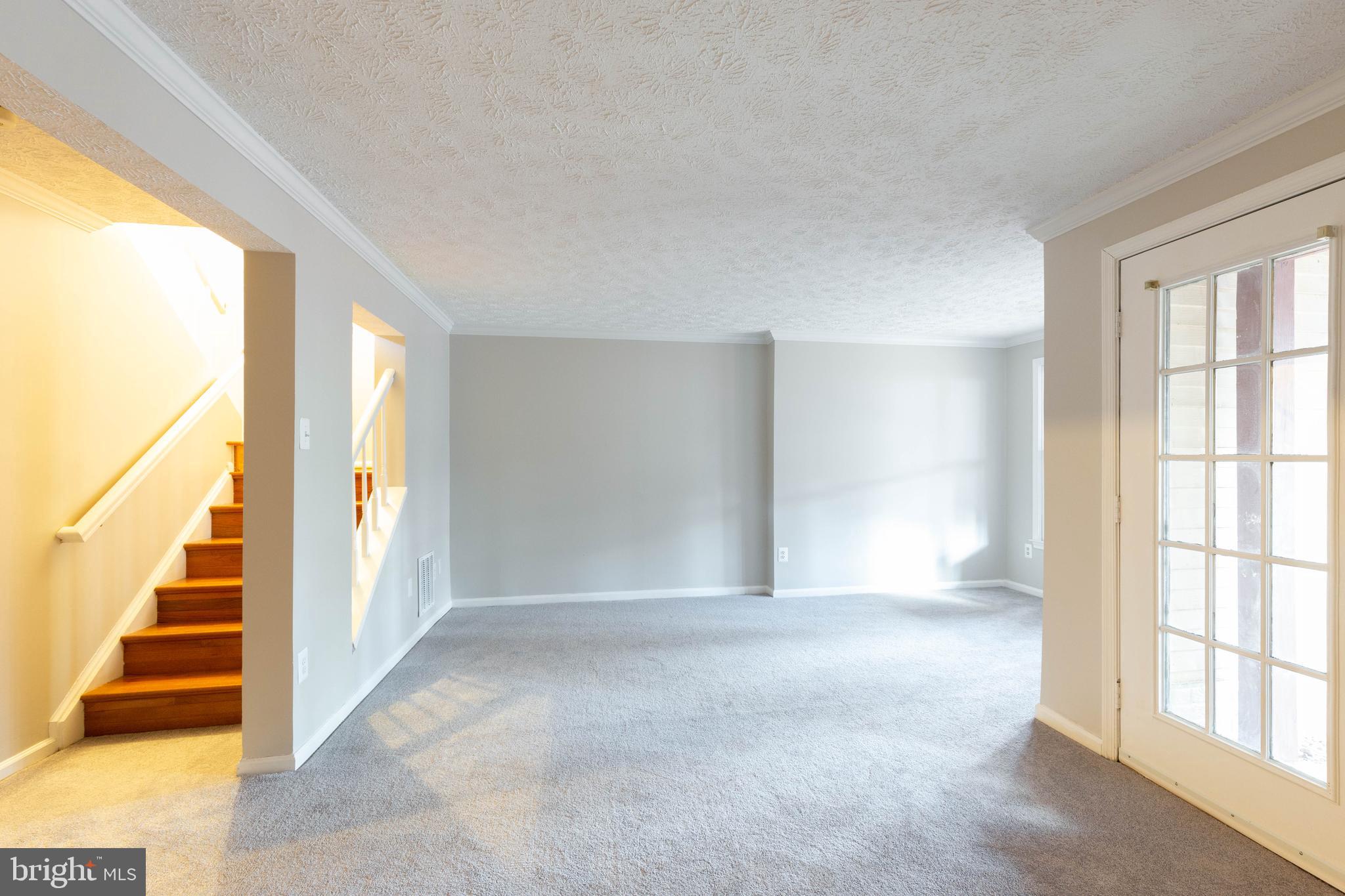 LITTLE ROCKY RUN - Residential Lease