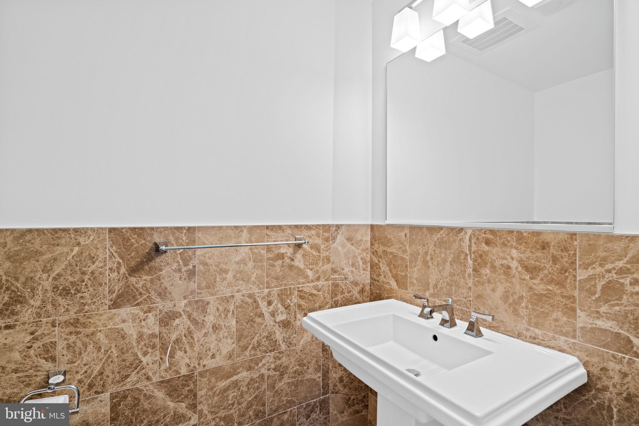 THE DARCY - Residential