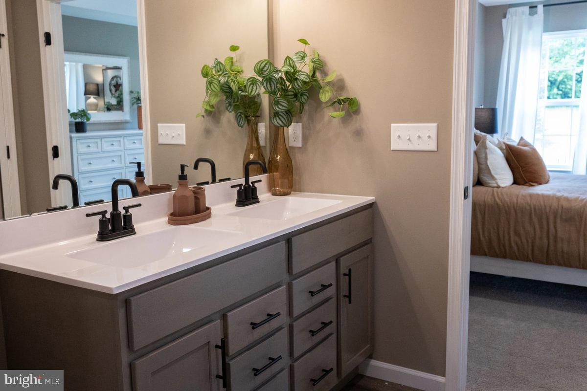 STONE MILL ESTATES - Residential