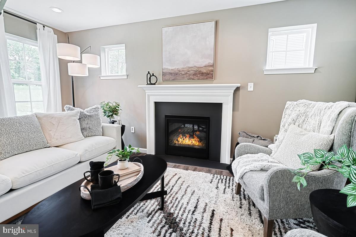 STONE MILL ESTATES - Residential