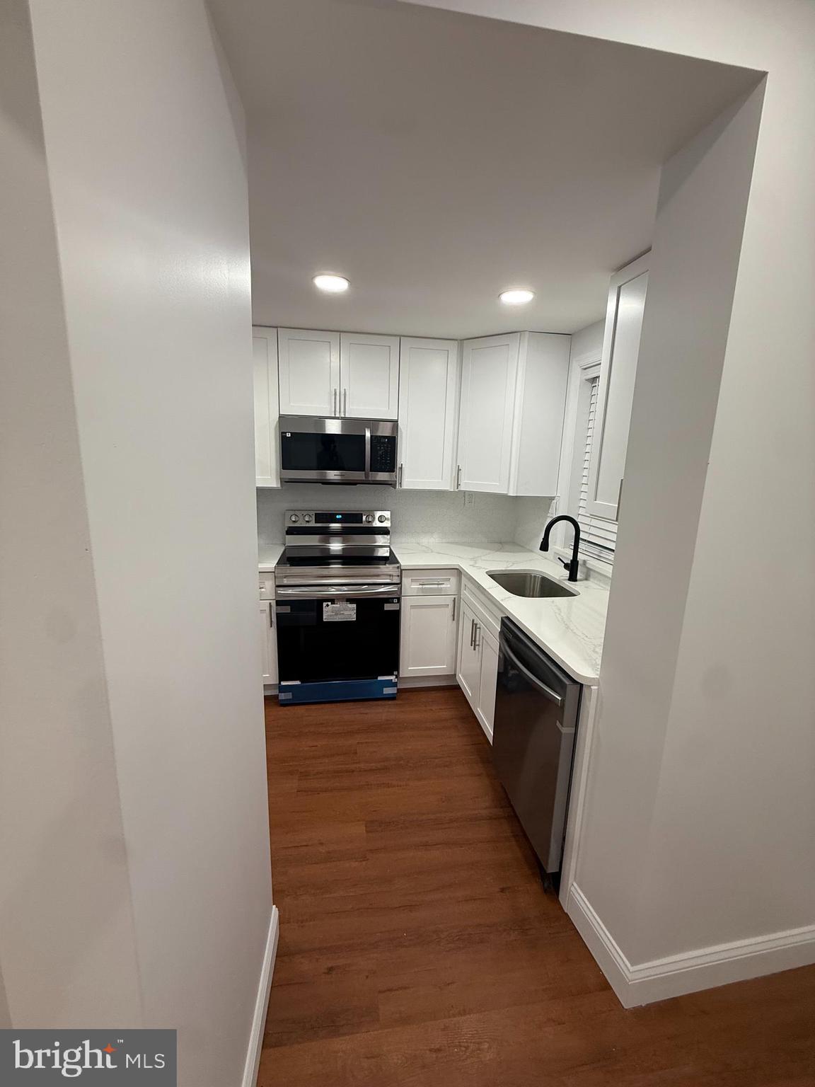 PHILADELPHIA (SOUTHWEST) - Residential