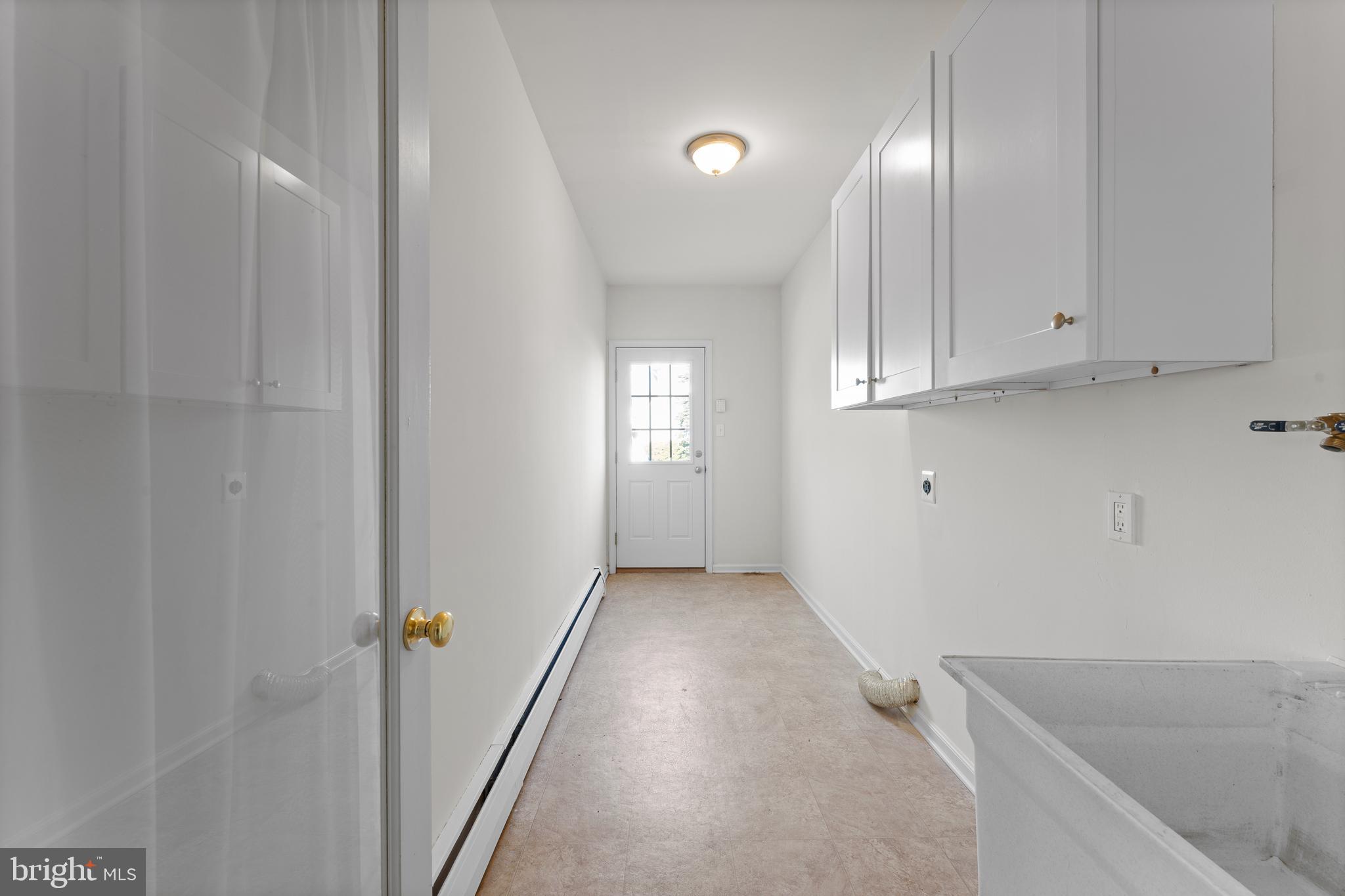 ORVILLA - Residential Lease