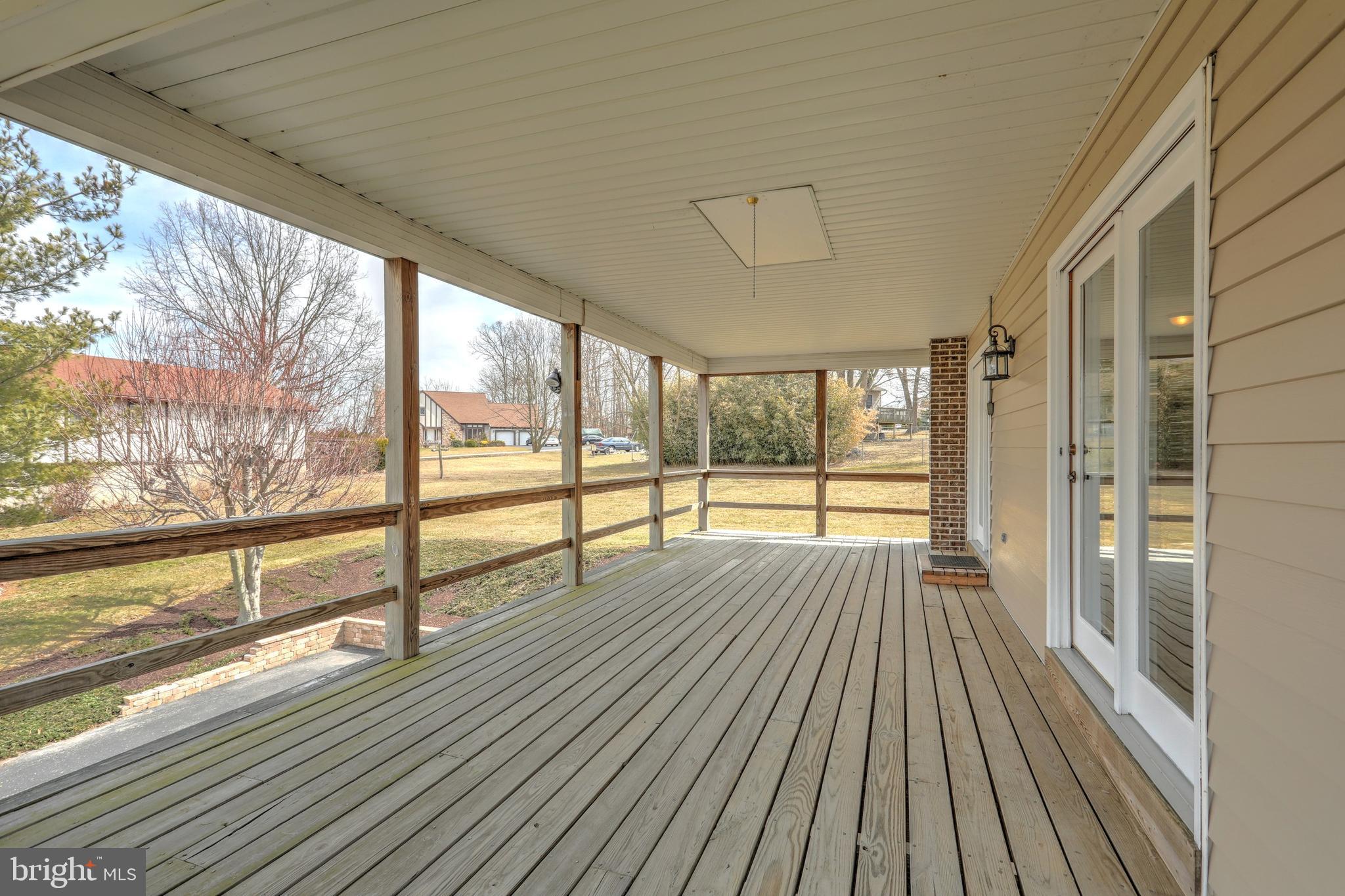 LAKE MEADE - Residential