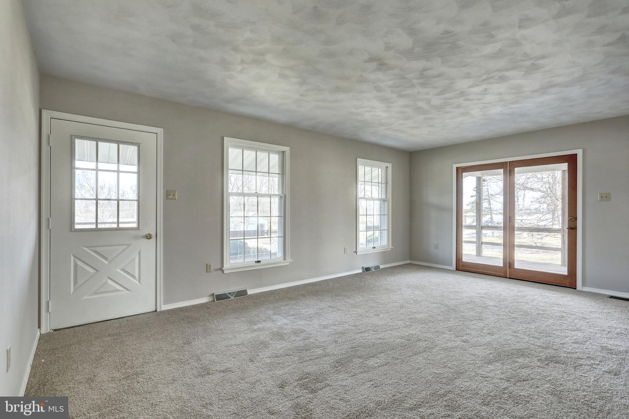 LAKE MEADE - Residential