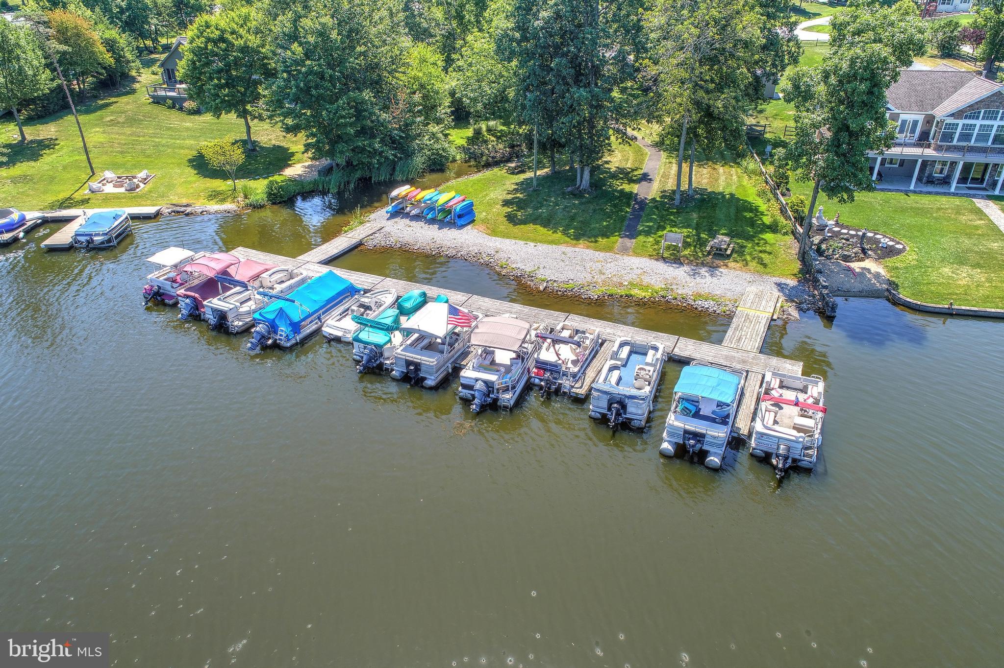 LAKE MEADE - Residential