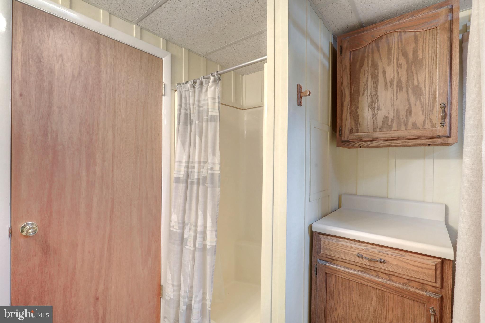 LAKE MEADE - Residential