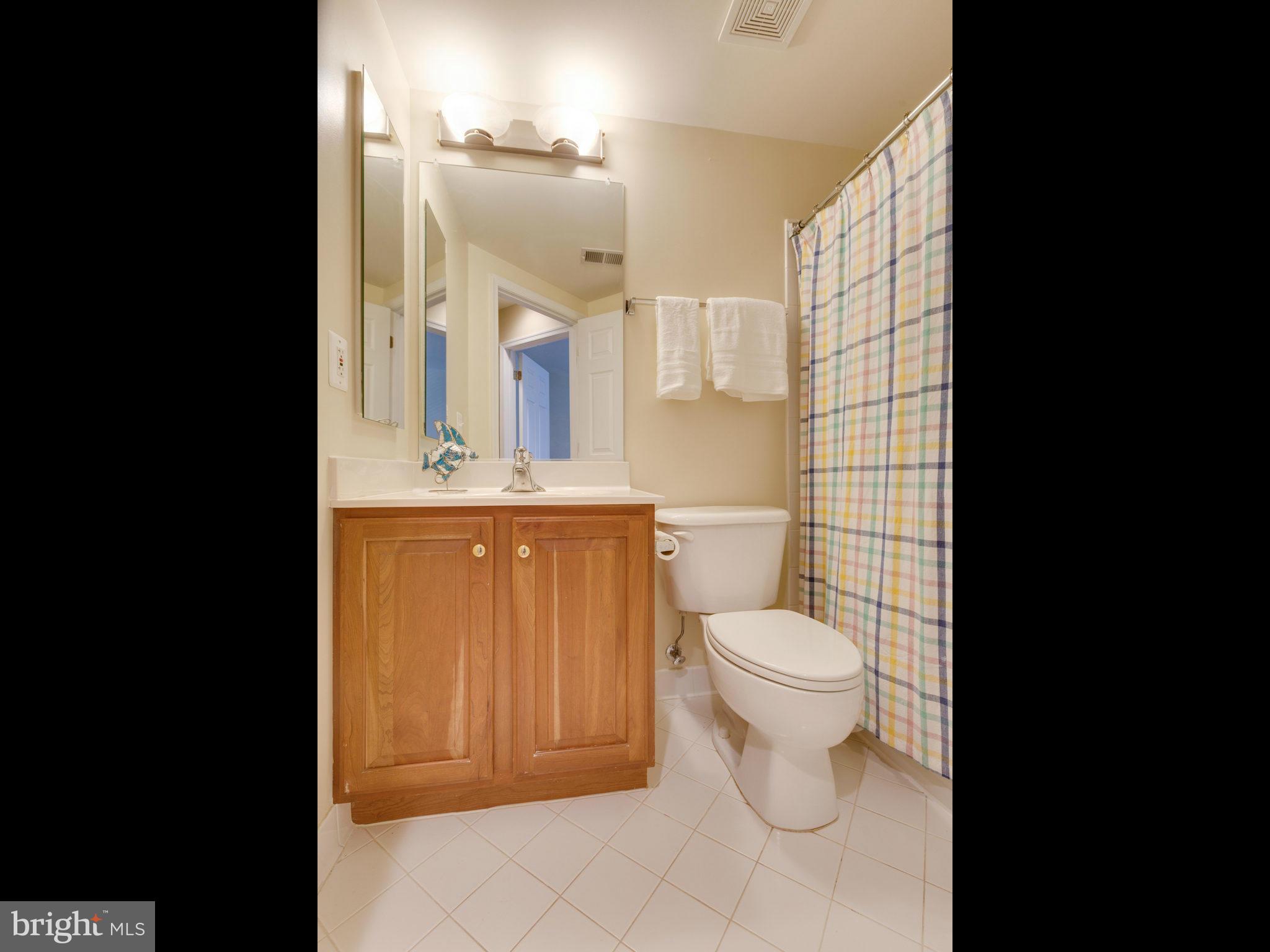 OLD TOWN CRESCENT - Residential