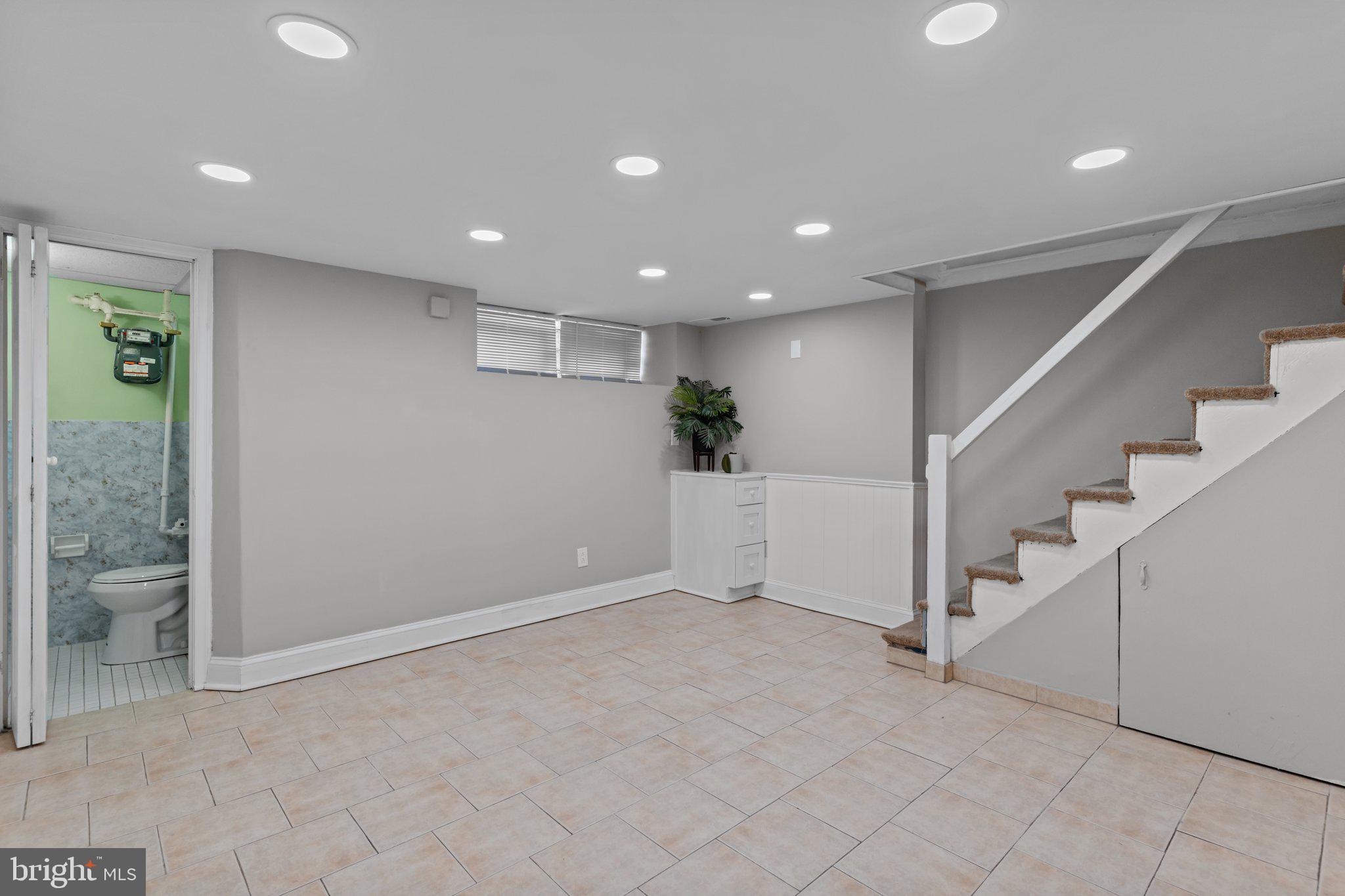 RHAWNHURST - Residential