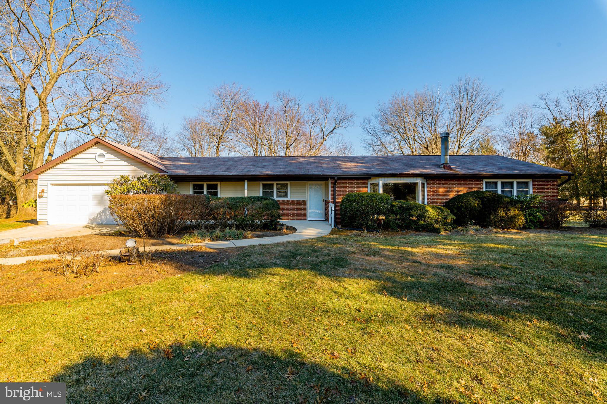 SUNNYBROOK FARMS - Residential