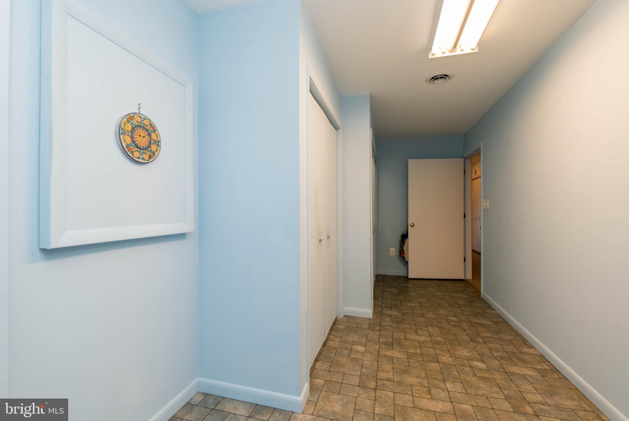 SUNNYBROOK FARMS - Residential