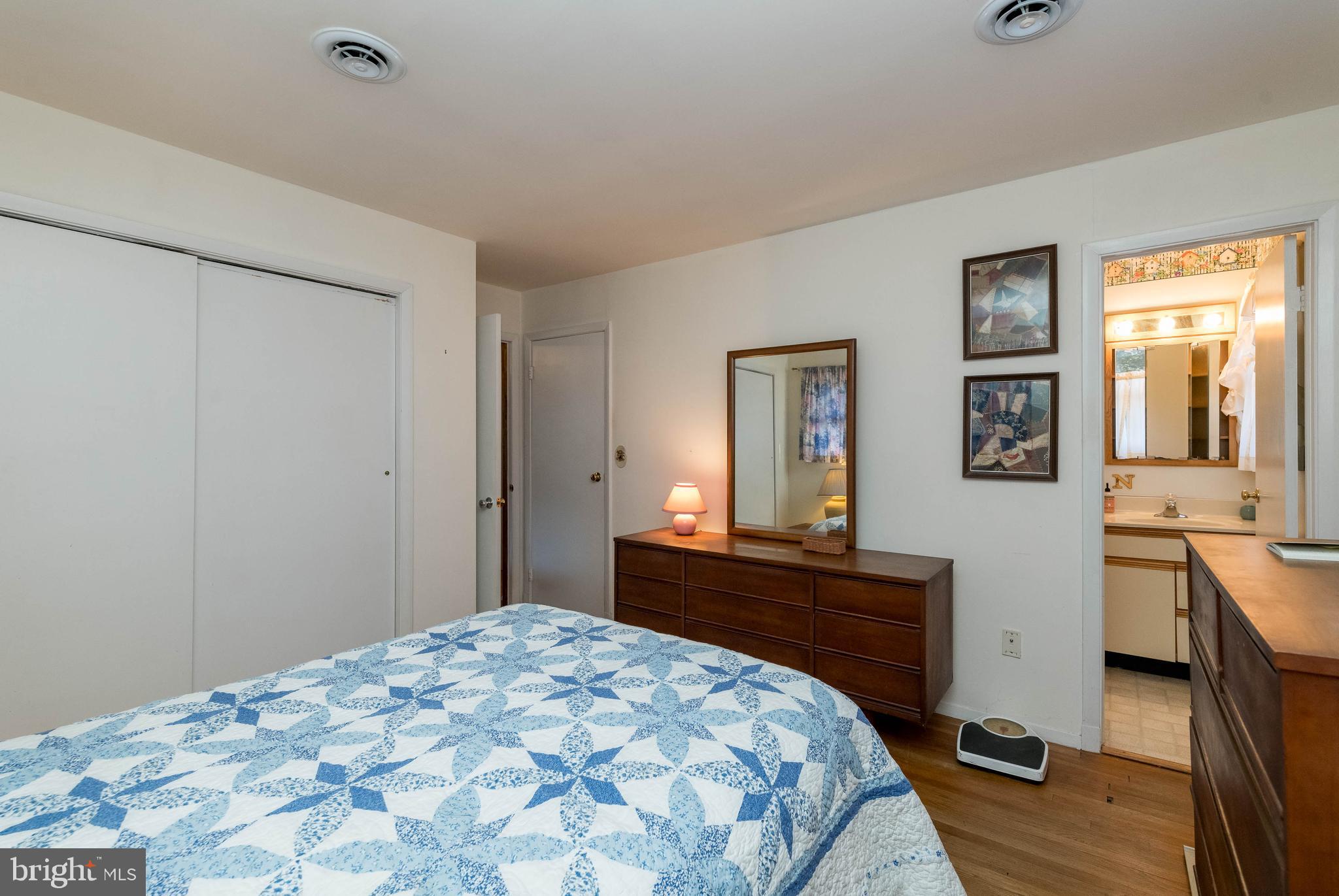 SUNNYBROOK FARMS - Residential