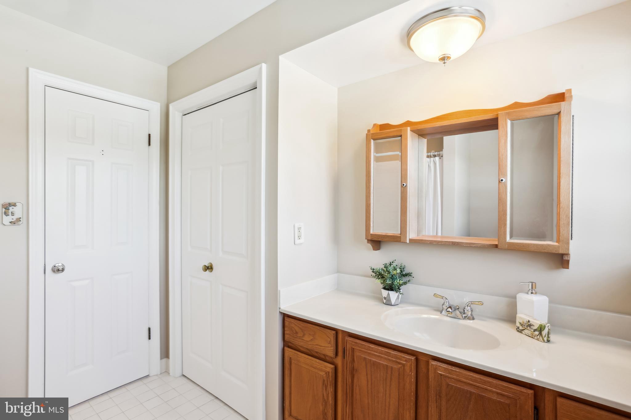 GOSHEN HUNT HILLS - Residential