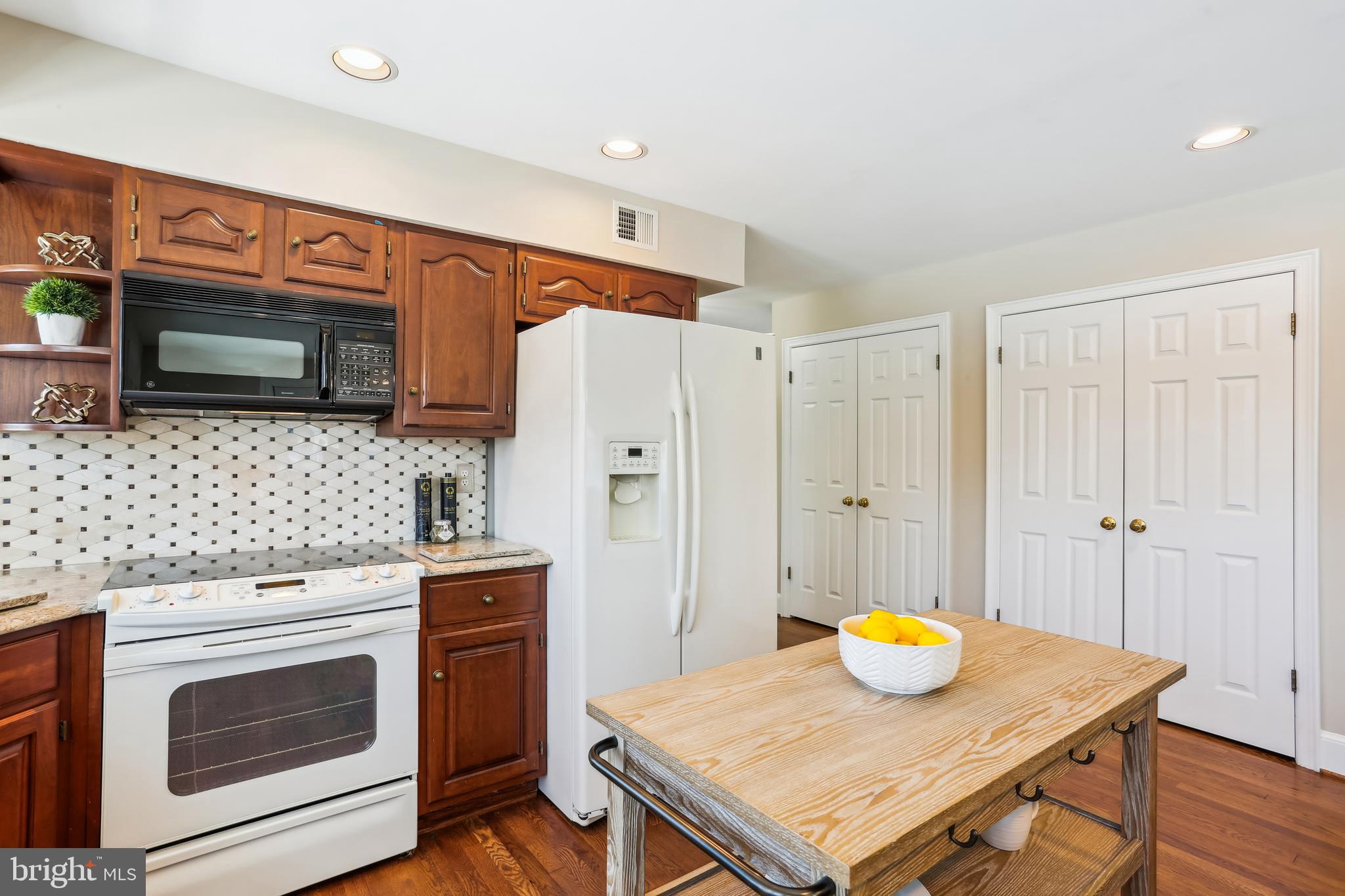 GOSHEN HUNT HILLS - Residential