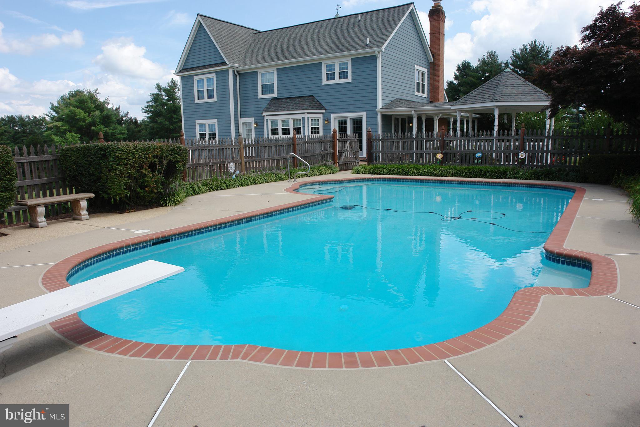 GOSHEN HUNT HILLS - Residential