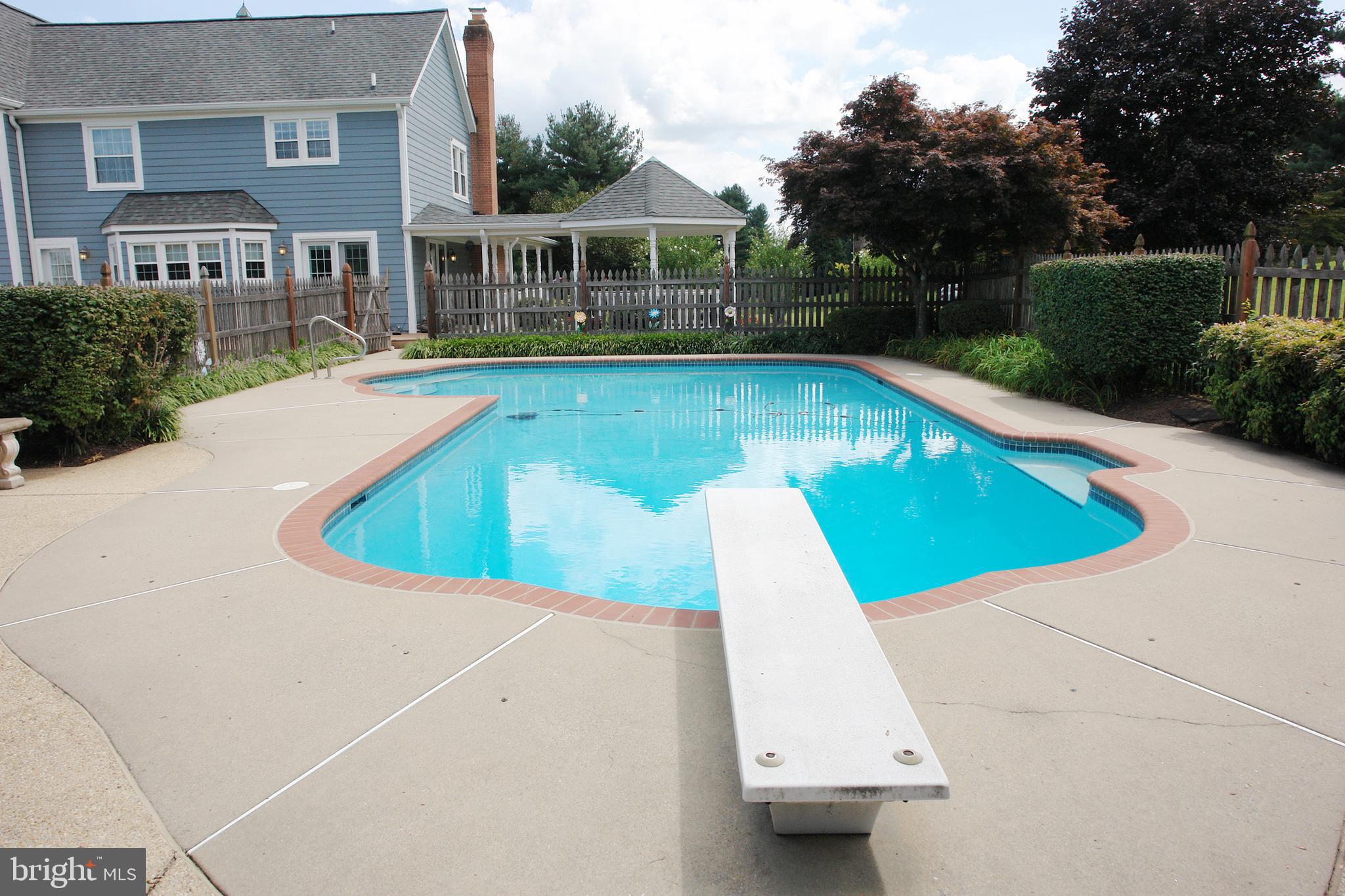 GOSHEN HUNT HILLS - Residential