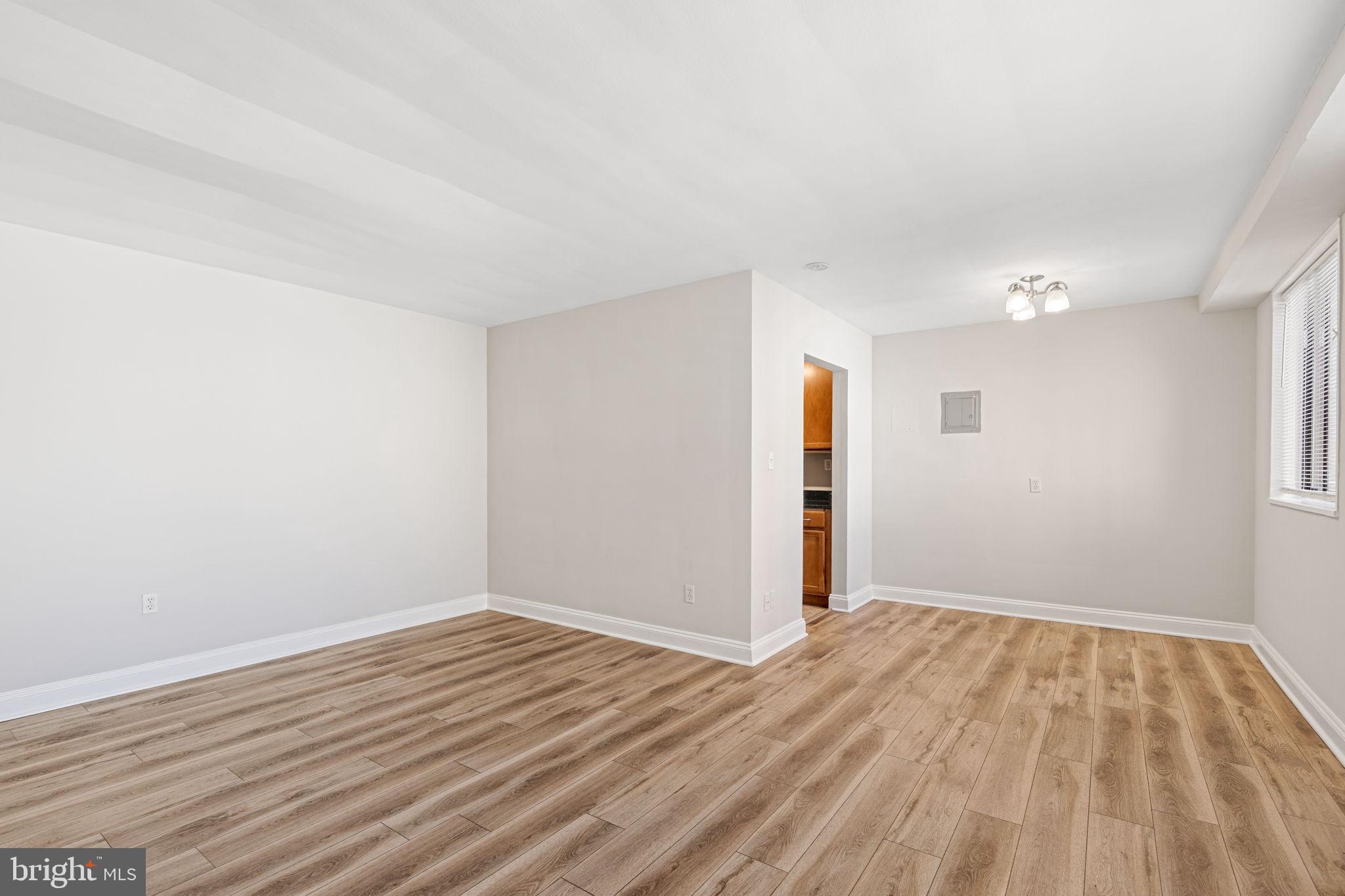 5112 MACARTHUR BOULEVARD NW 108