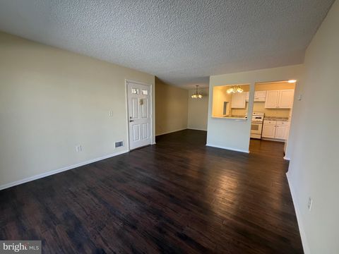 Condo For Rent - 64 Mattix Run<br/> ABSECON, NJ 08205