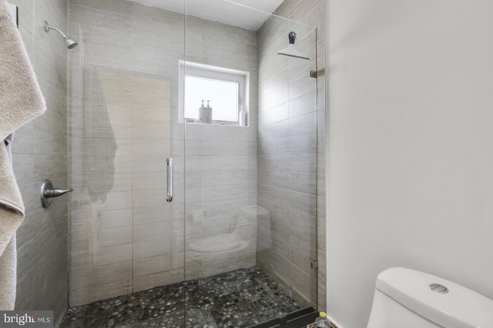 OLDE KENSINGTON - Residential Lease