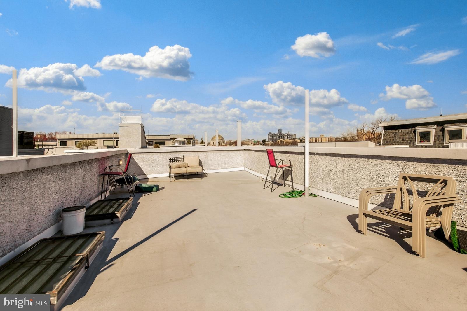 OLDE KENSINGTON - Residential Lease