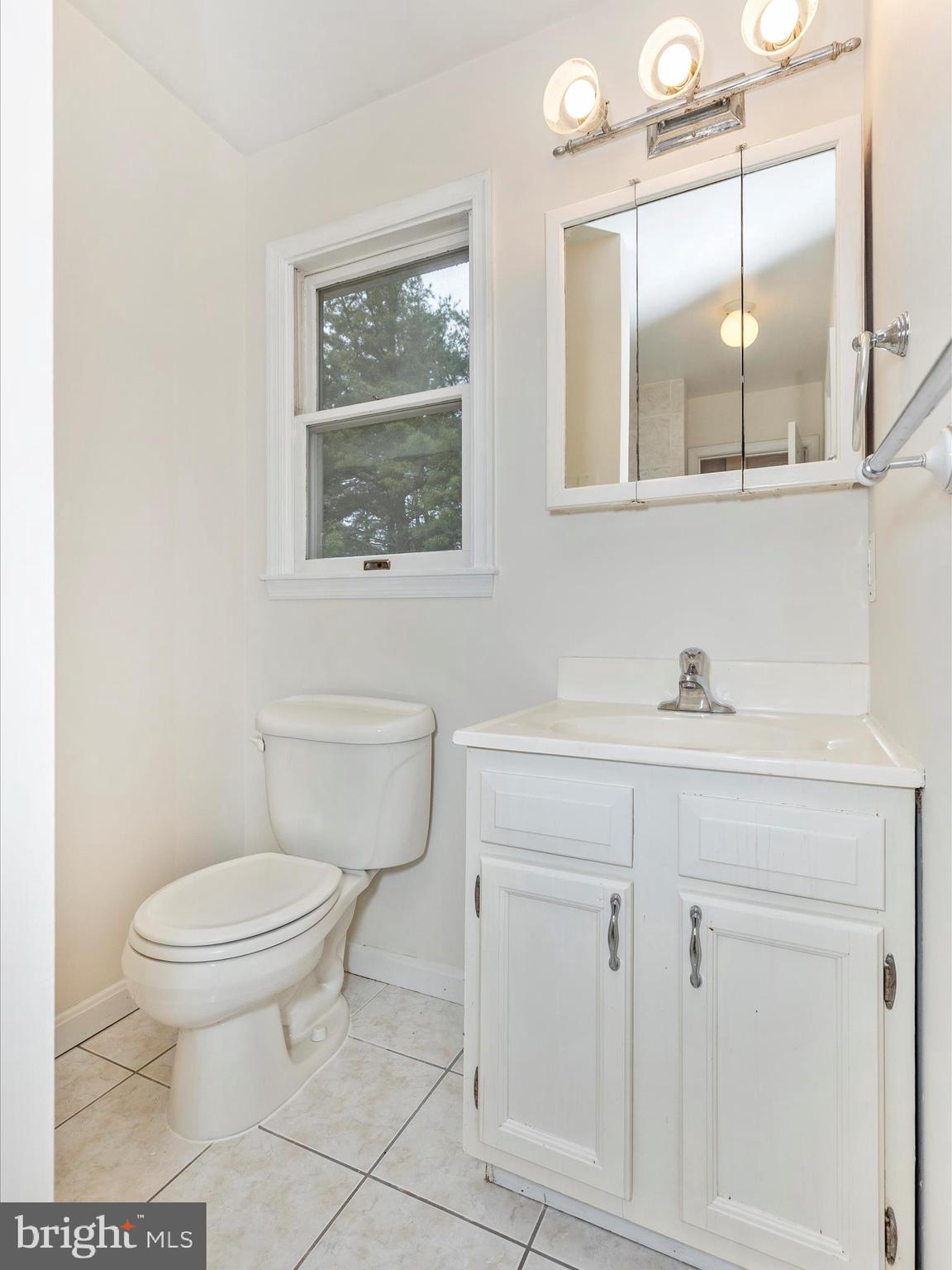 WINDY KNOLL - Residential Lease