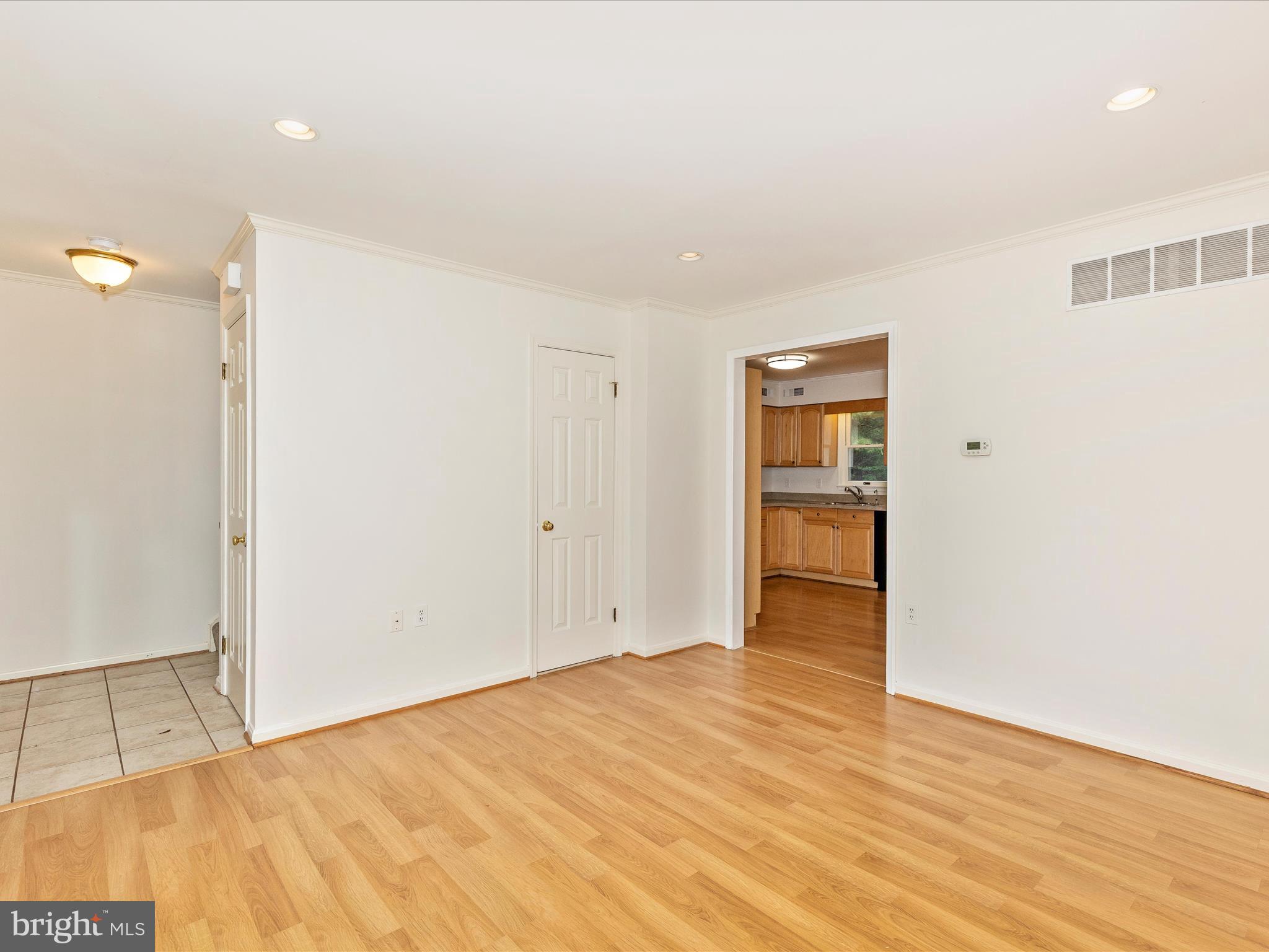 WINDY KNOLL - Residential Lease