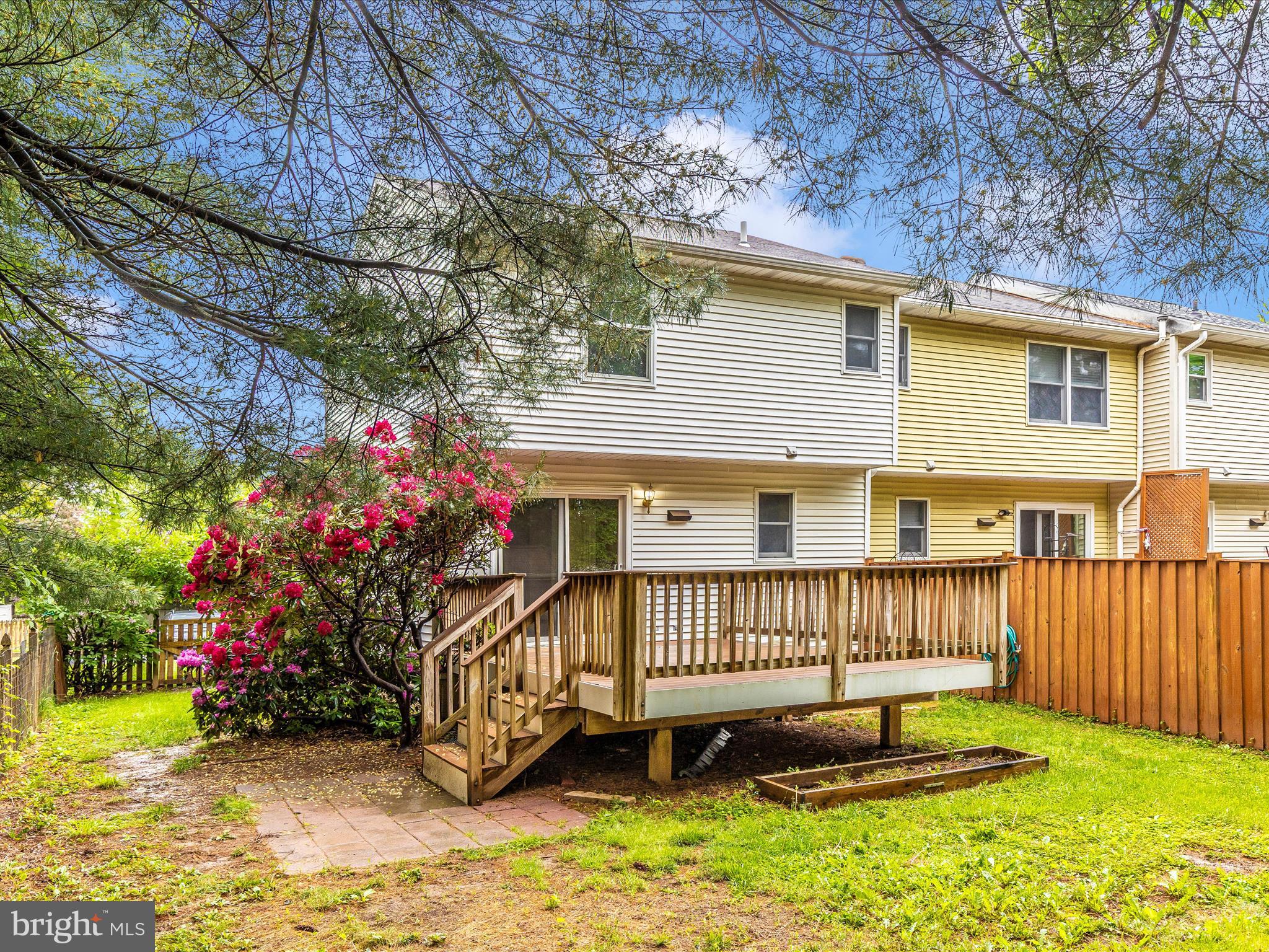 WINDY KNOLL - Residential Lease