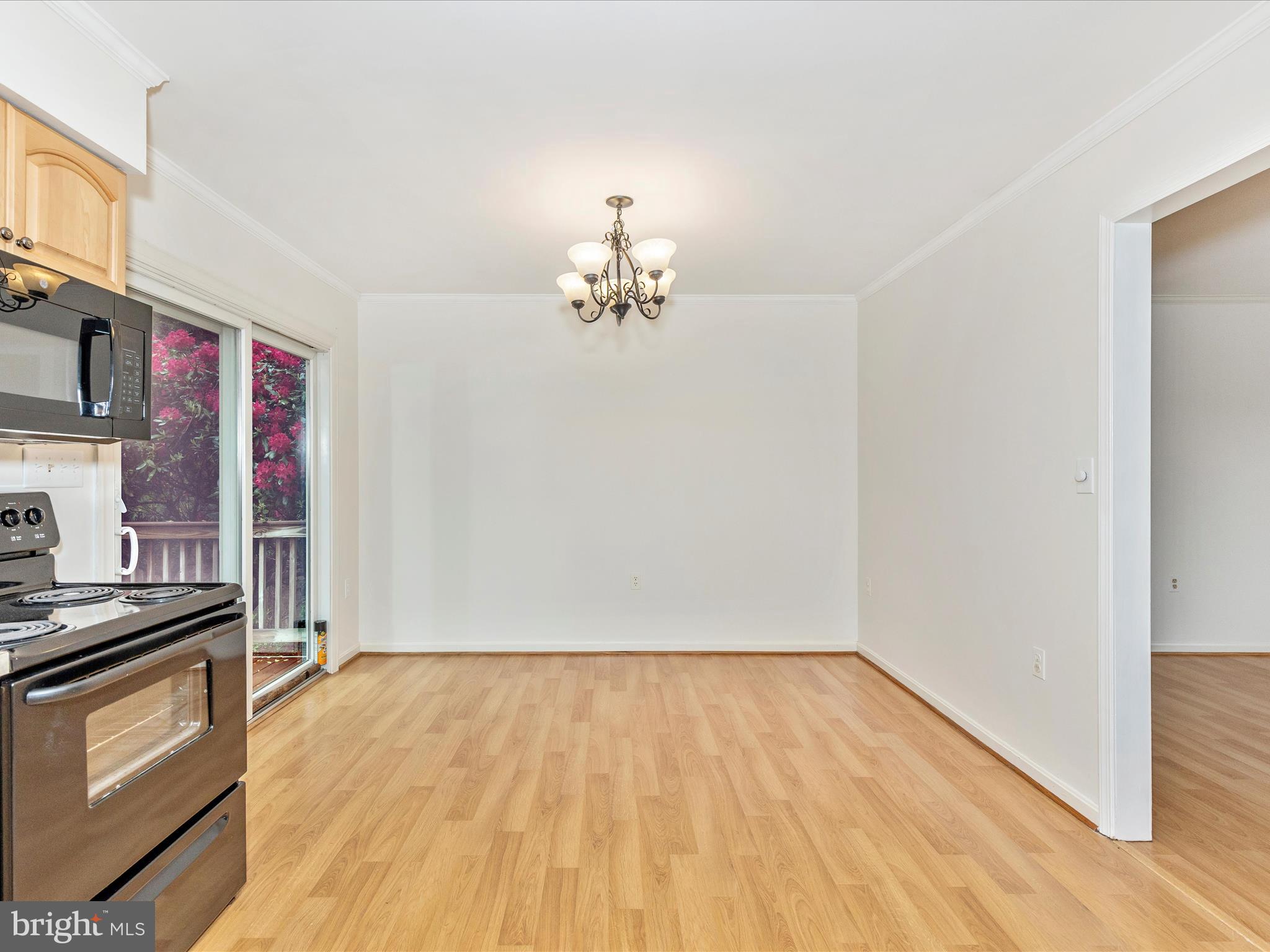 WINDY KNOLL - Residential Lease