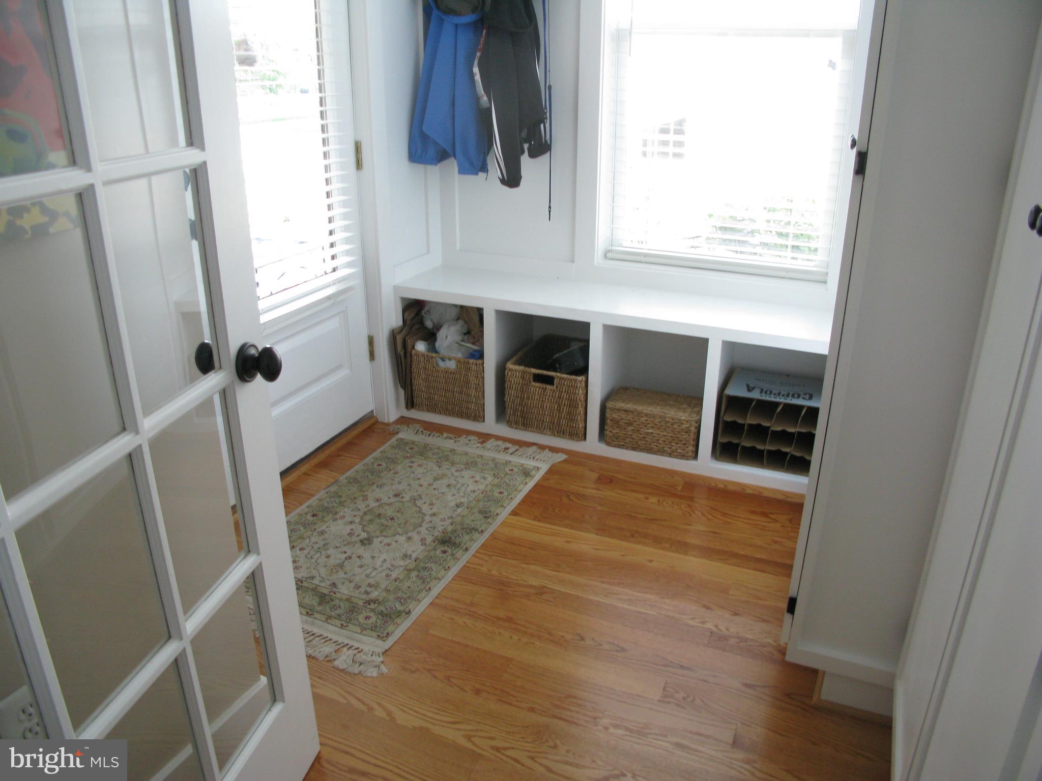 NORTH KENSINGTON - Residential Lease