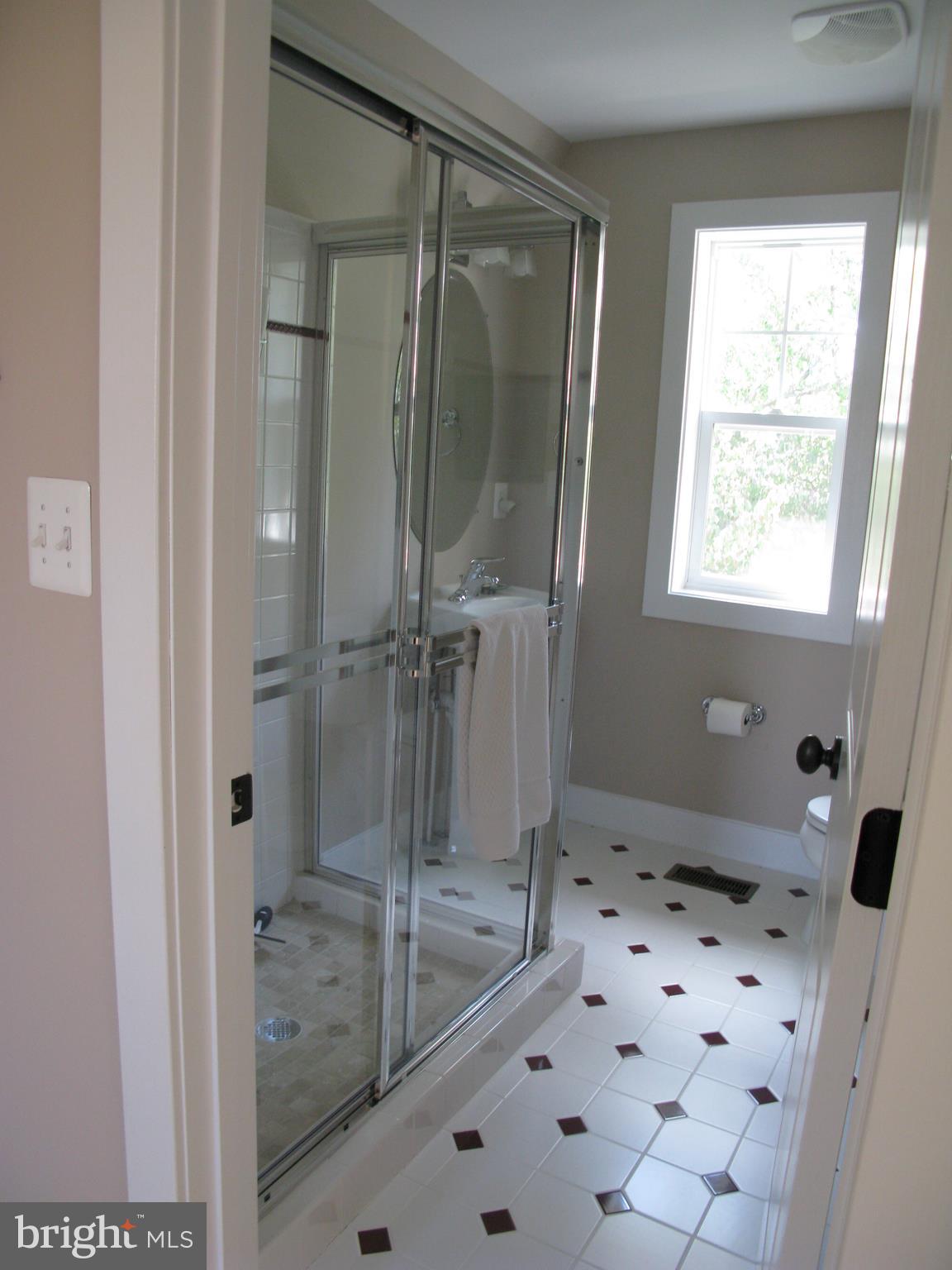 NORTH KENSINGTON - Residential Lease