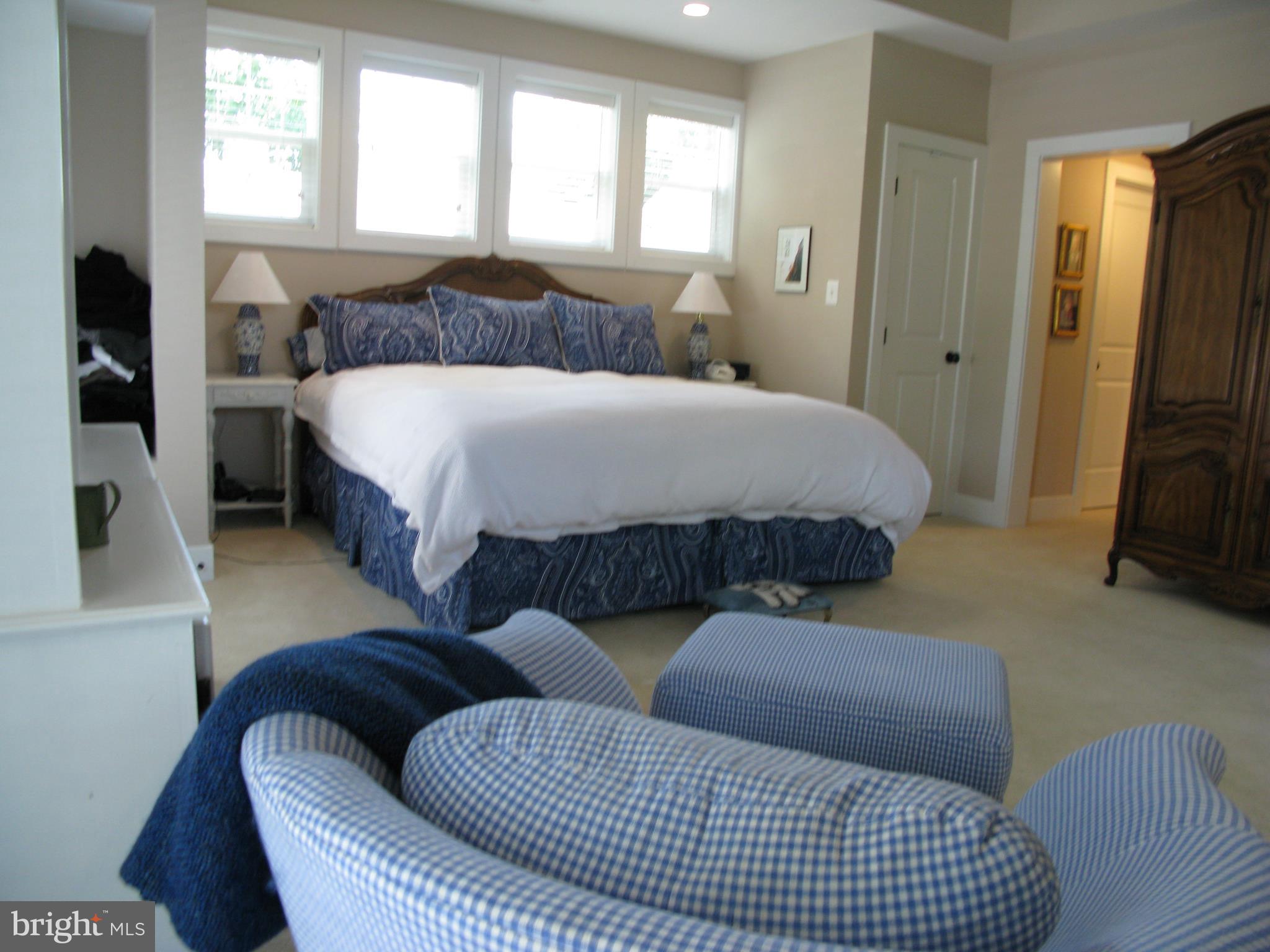 NORTH KENSINGTON - Residential Lease