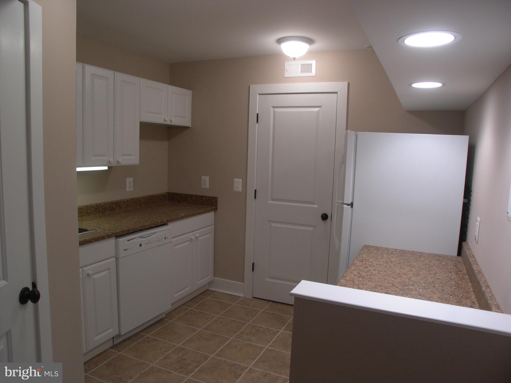 NORTH KENSINGTON - Residential Lease