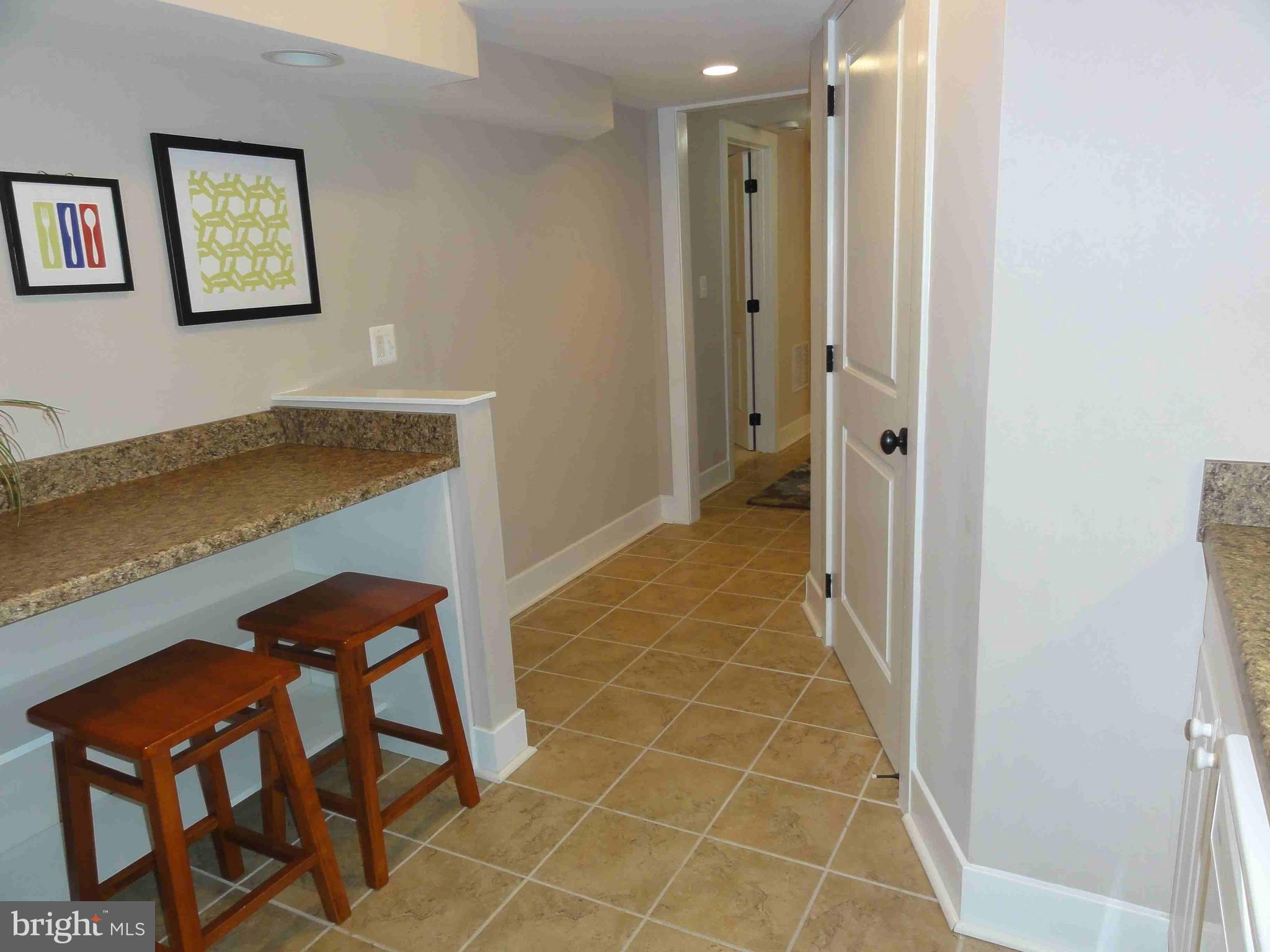 NORTH KENSINGTON - Residential Lease