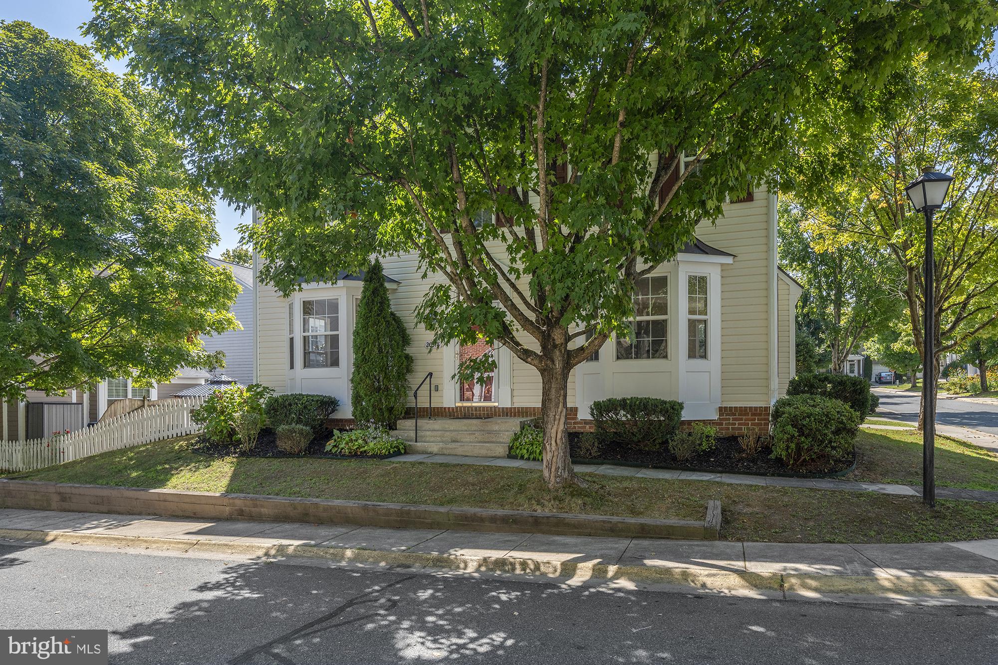 20318 SWALLOW POINT ROAD
