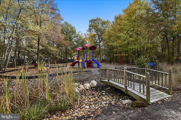 ARUNDEL ON THE BAY - Residential