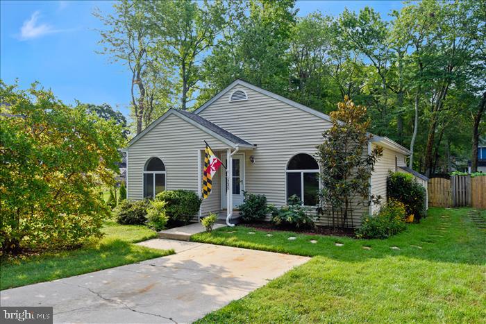 ARUNDEL ON THE BAY - Residential