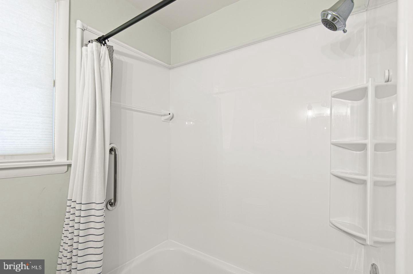 ROSEDALE FARMS - Residential Lease