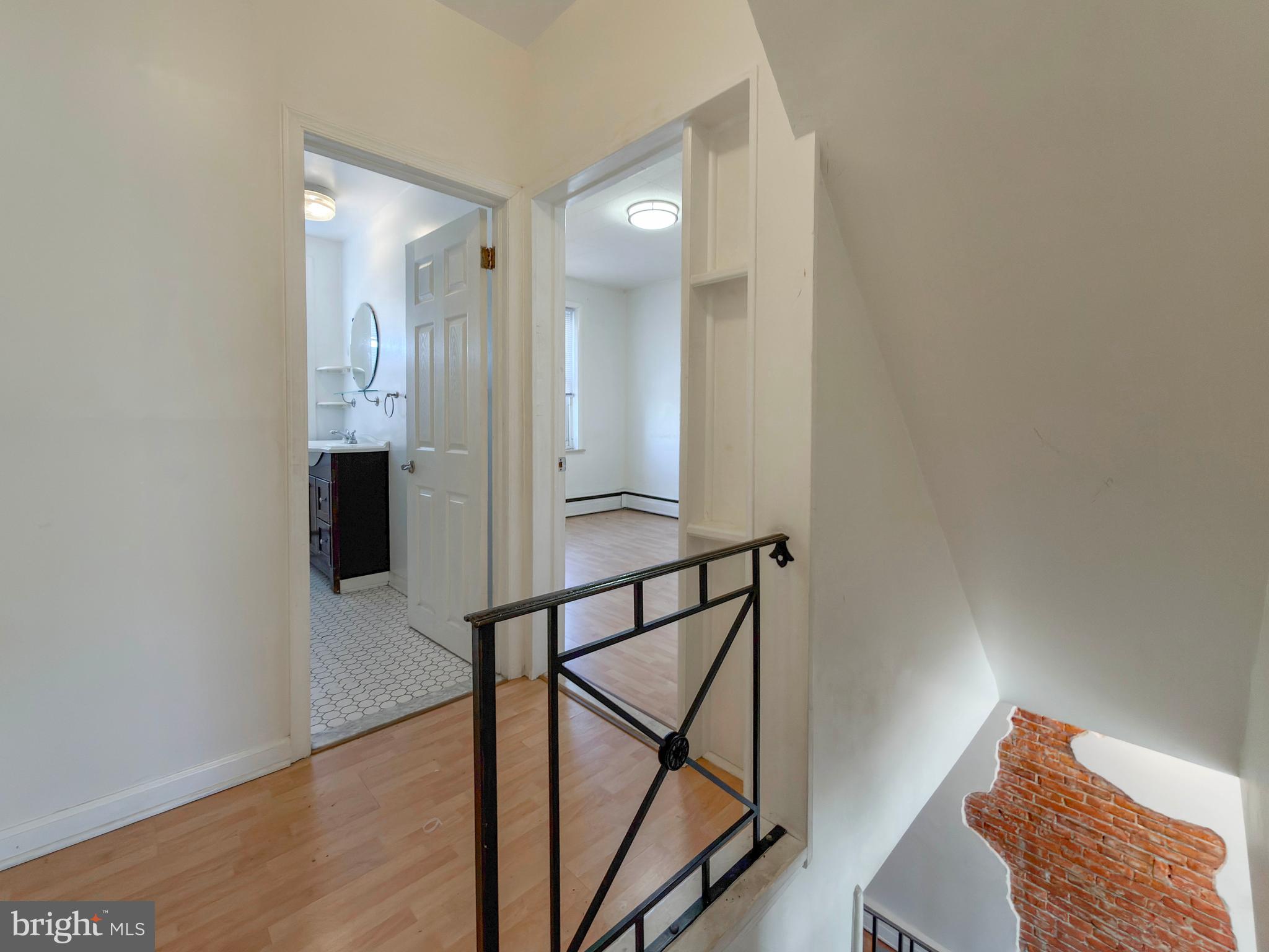 BRIDESBURG - Residential