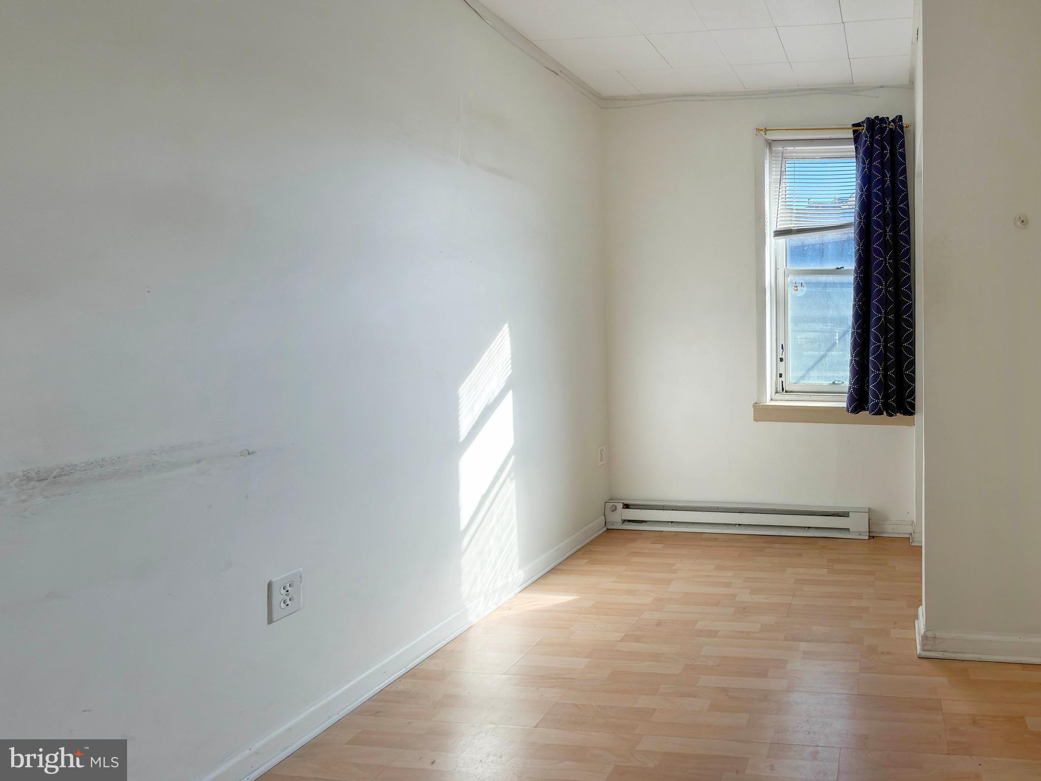 BRIDESBURG - Residential