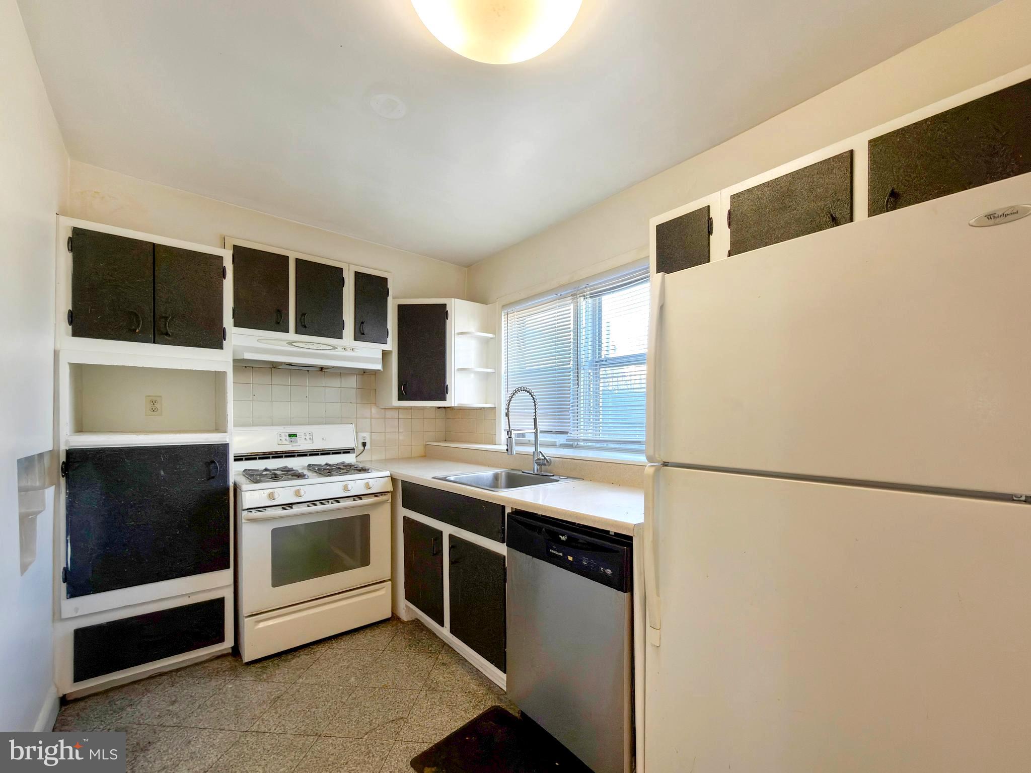 BRIDESBURG - Residential